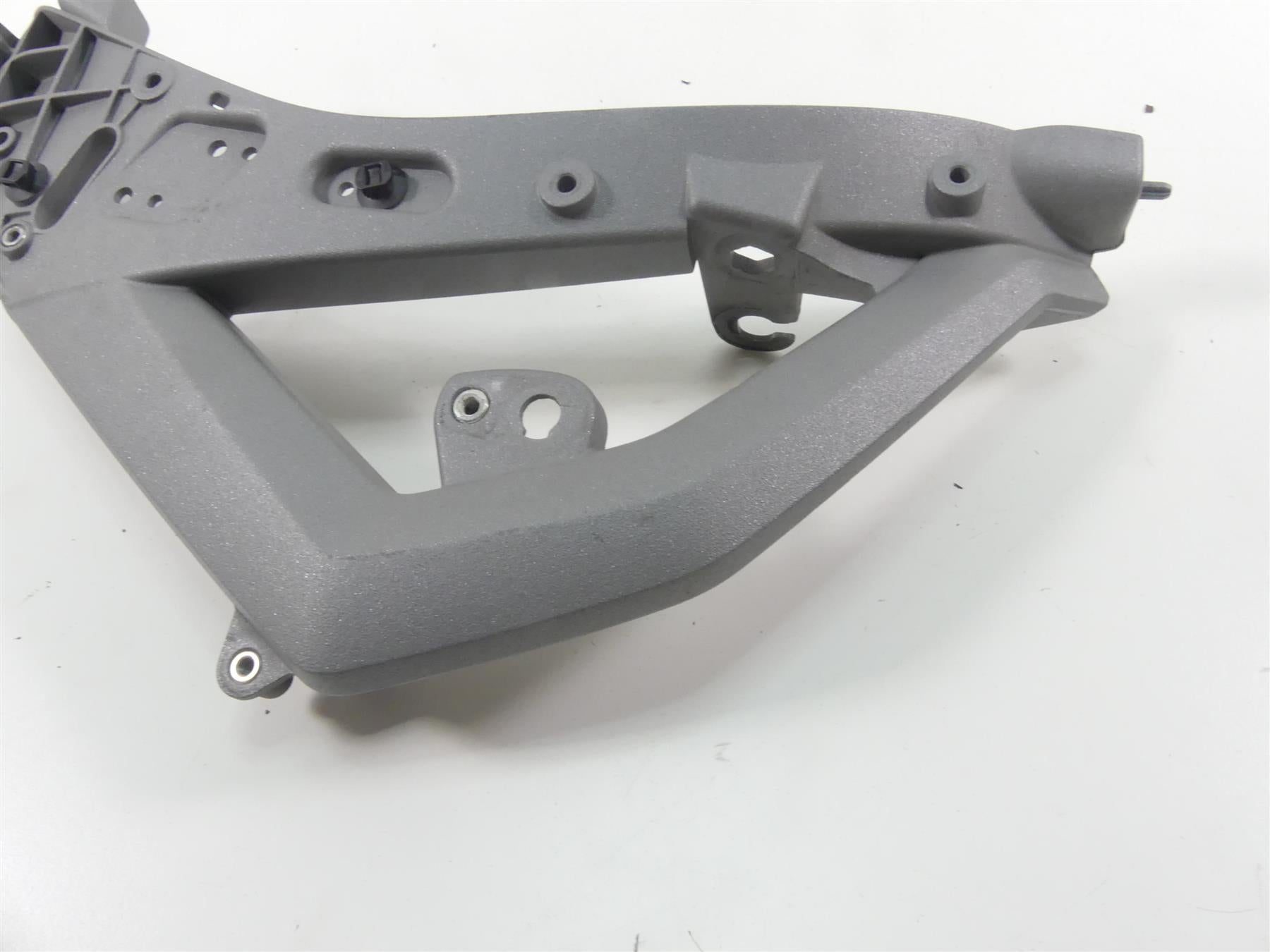 2019 BMW R1250GS K50 Left Side Front Stay Fairing Holder Carrier 46638528673 {{ shop.shopifyCountryName }} - Mototech271