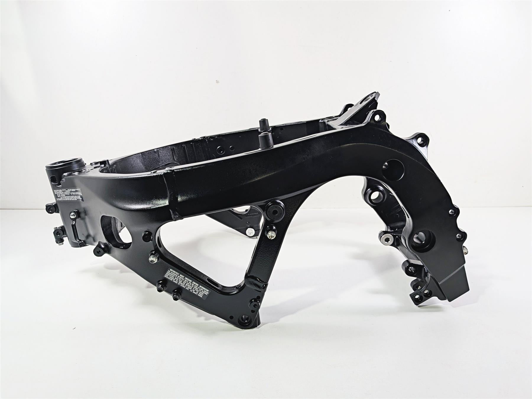 2024 Suzuki GSXR600 Straight Main Frame Chassis With Texas Salvage Title - 41100-15J00-YAP {{ shop.shopifyCountryName }} - Mototech271