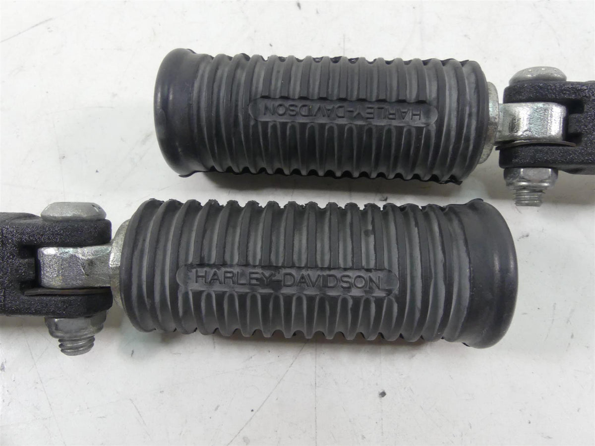 2009 Harley FXDF Dyna Fat Bob Nice Rear Passenger Footpeg Set 49224-06A 49230-06 {{ shop.shopifyCountryName }} - Mototech271