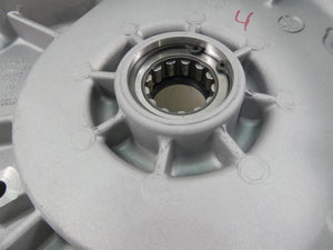 2005 Harley Touring CVO FLHTCSE Electra Glide Inner Primary Drive Cover 60677-01