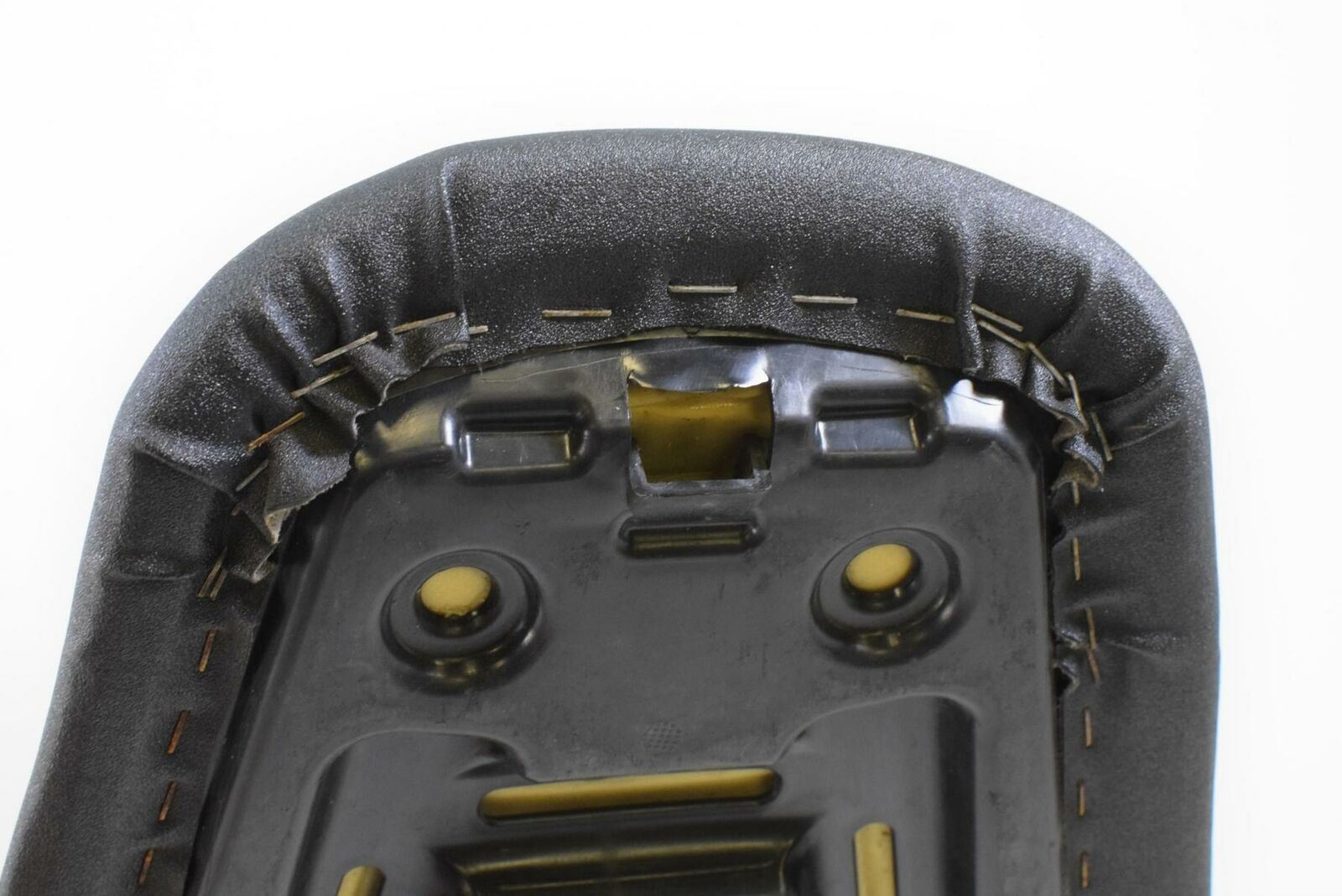 2010 Polaris Assault RMK 800 146" Seat Saddle & Support Bracket 2684492-070 {{ shop.shopifyCountryName }} - Mototech271