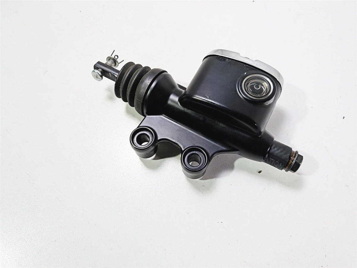 2015 Harley Touring FLTRUSE CVO Road Glide Rear Brake Master Cylinder 41700072-Mototech271