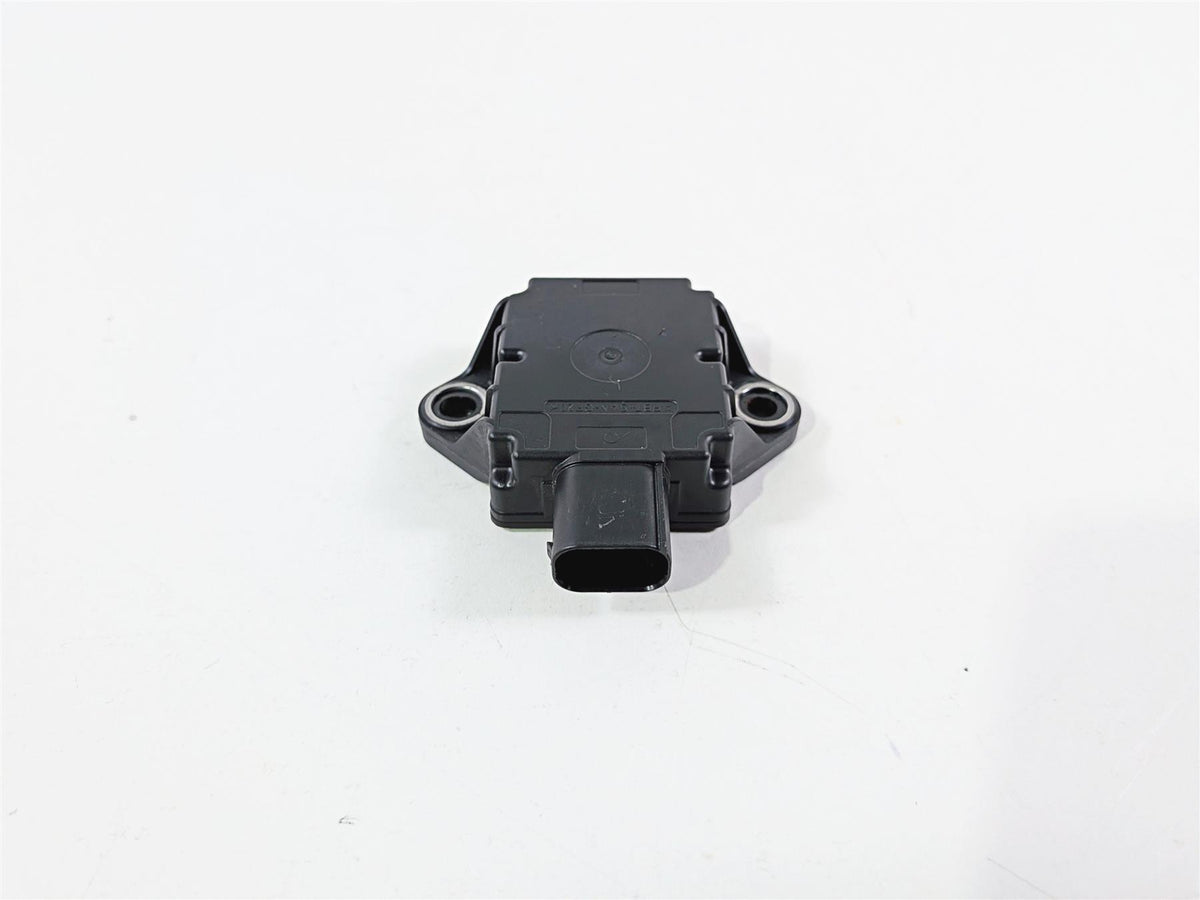 2019 Triumph Speed Triple RS 1050 Lean Angle Tilt Fall Sensor T2503063 {{ shop.shopifyCountryName }} - Mototech271