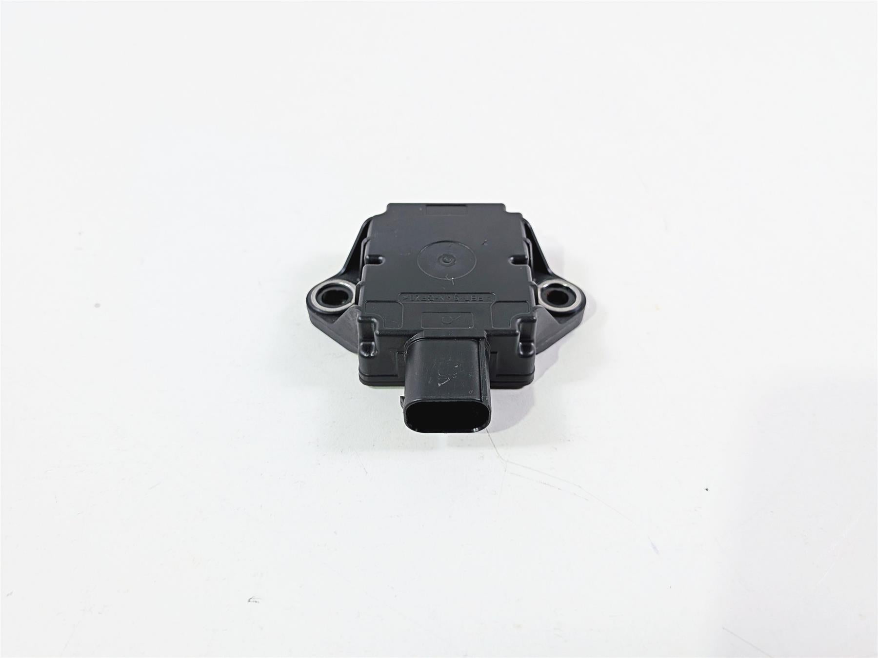 2019 Triumph Speed Triple RS 1050 Lean Angle Tilt Fall Sensor T2503063 {{ shop.shopifyCountryName }} - Mototech271