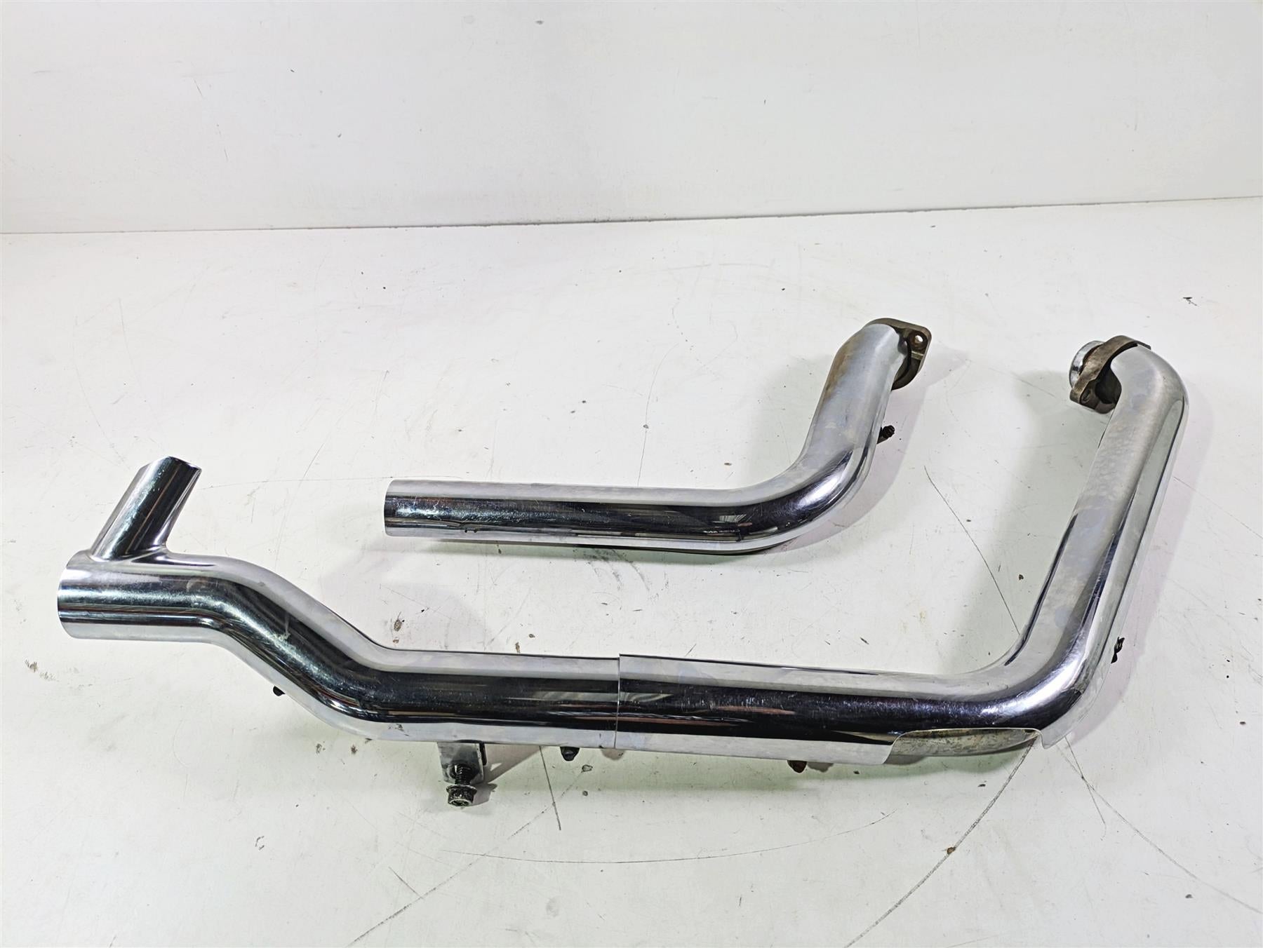 2004 Harley Softail FLSTF Fat Boy Stock Exhaust Header Manifold Set 65499-00A {{ shop.shopifyCountryName }} - Mototech271