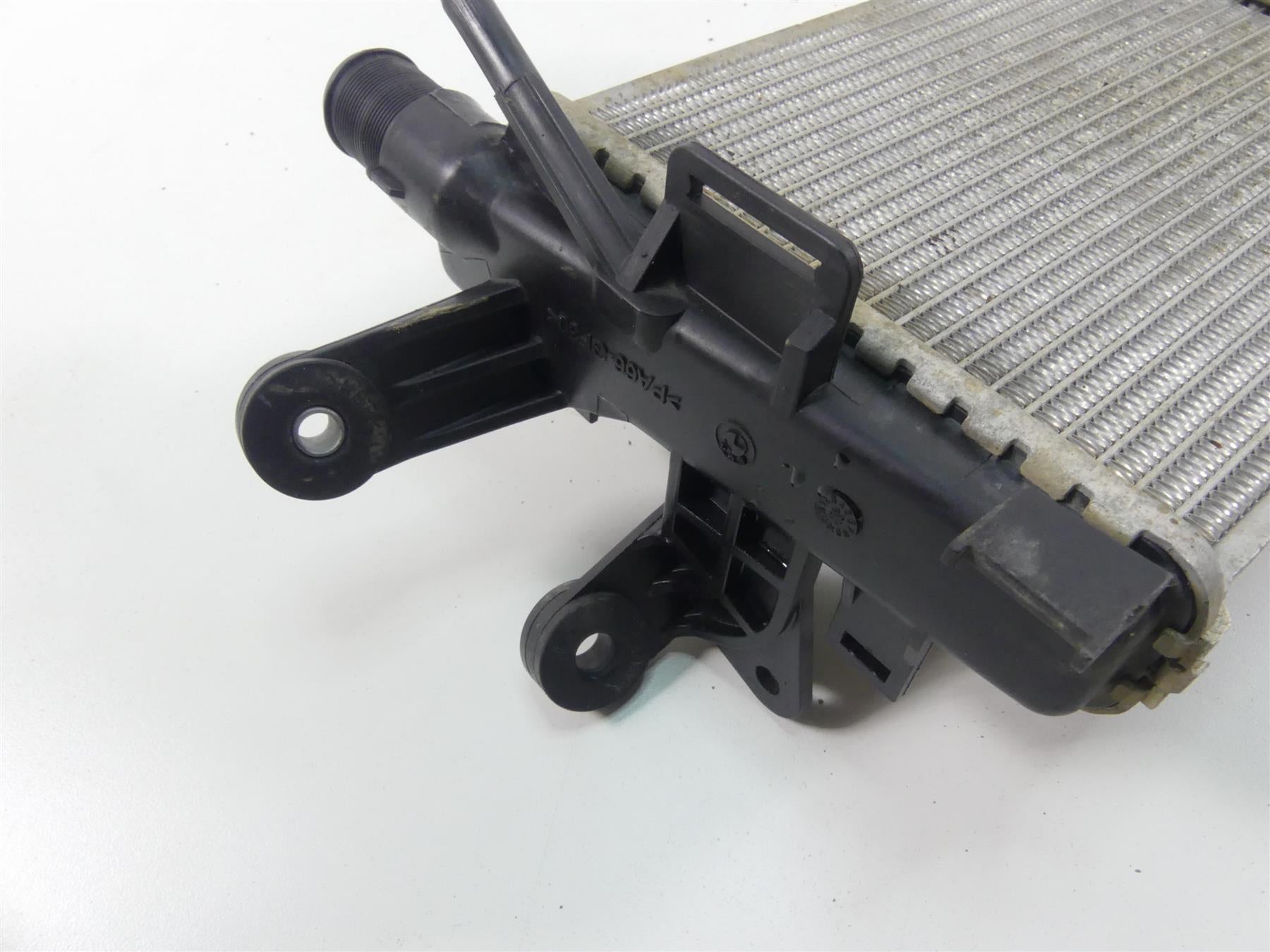 2019 BMW R1250GS K50 Right Radiator Reservoir Set - No Leaks 17118546416 {{ shop.shopifyCountryName }} - Mototech271
