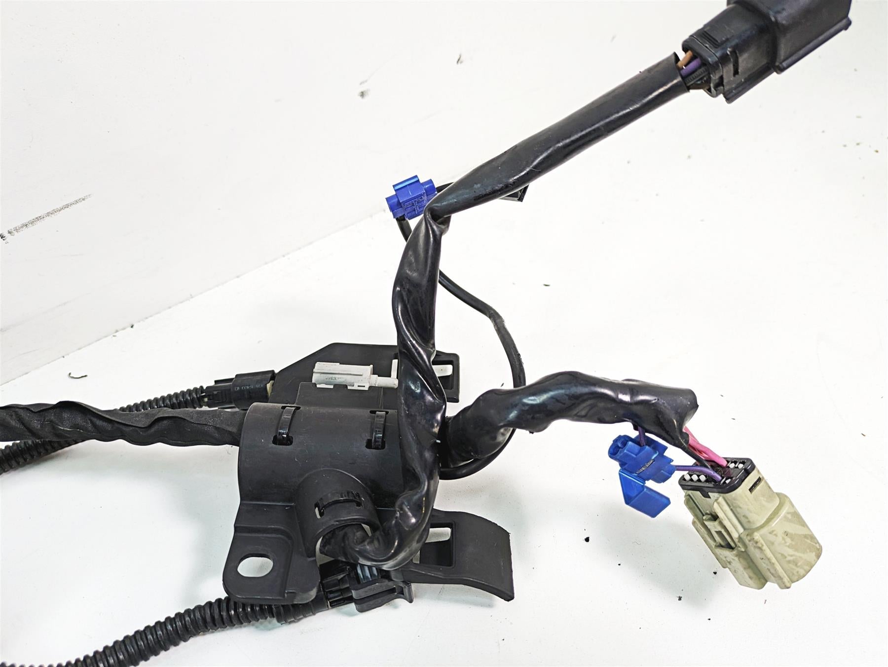 2018 Harley Touring FLHXSE CVO Street Glide Wiring Harness Loom -Read 69201727 {{ shop.shopifyCountryName }} - Mototech271