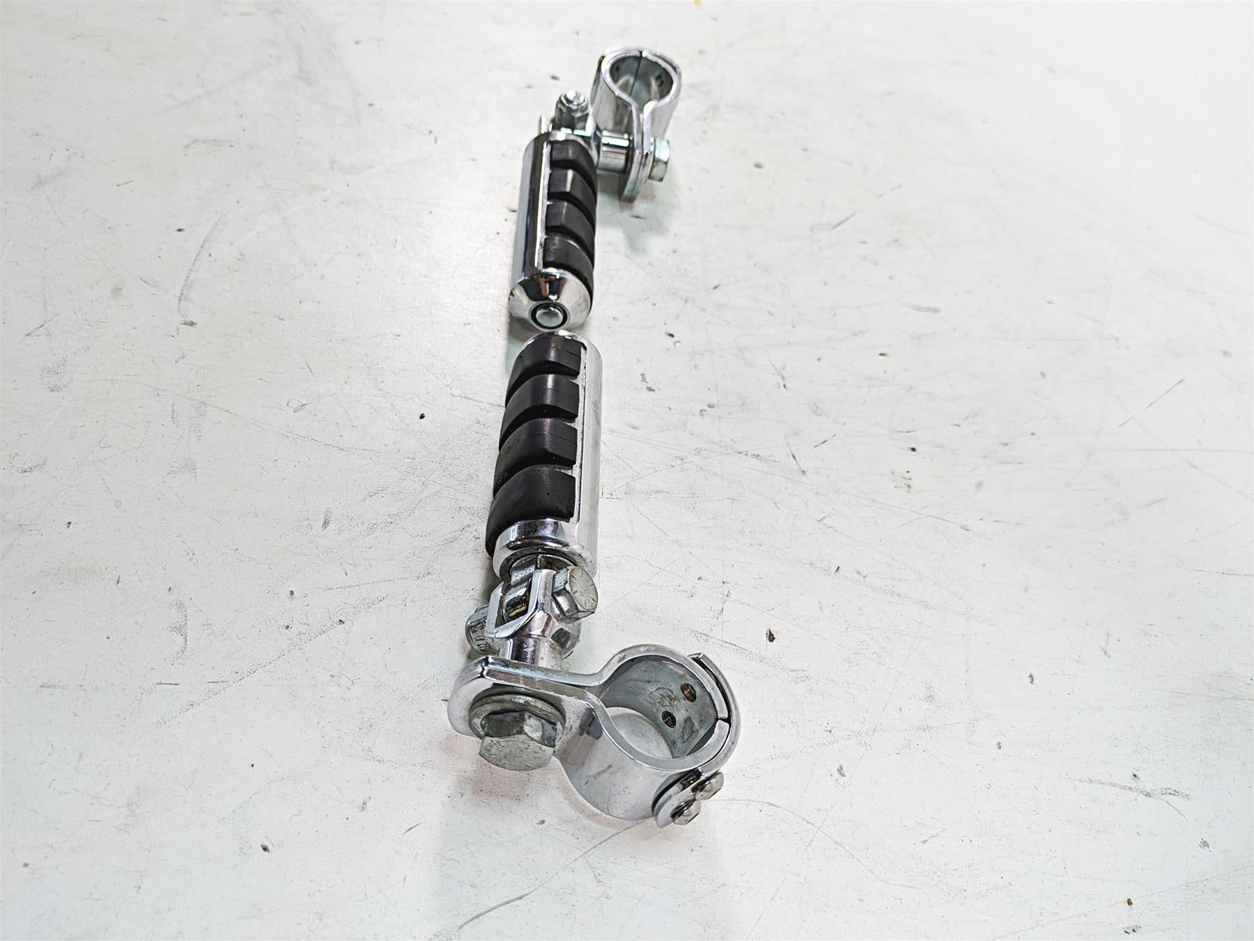 2010 Harley Touring FLHTCU Electra Glide Highway Foot Peg Footpeg Set {{ shop.shopifyCountryName }} - Mototech271