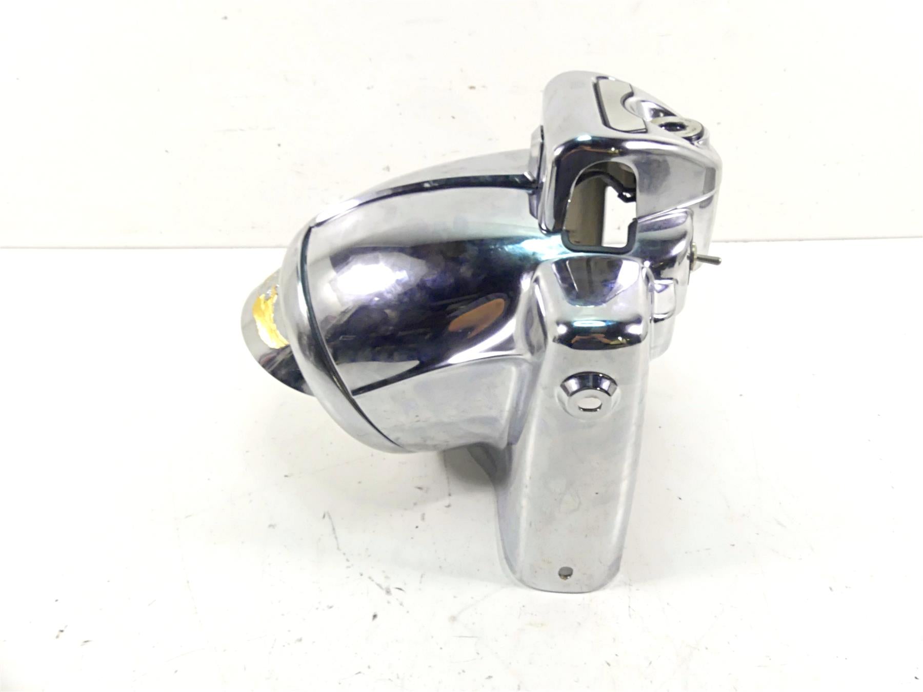 2010 Harley Touring FLHRC Road King Headlight Nacelle & Covers Set 67682-03B {{ shop.shopifyCountryName }} - Mototech271