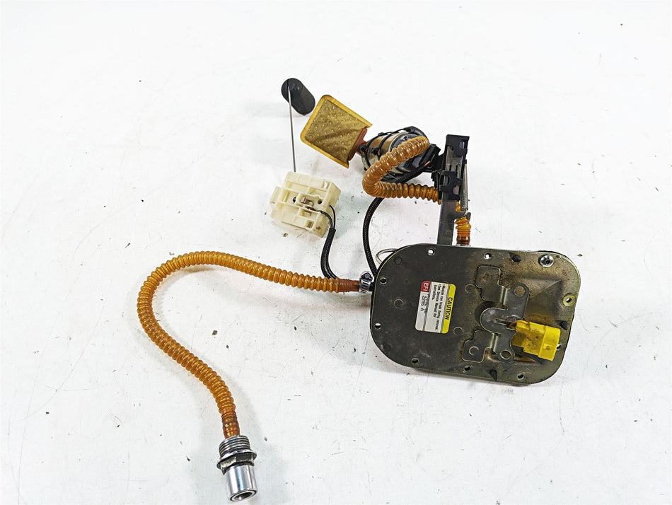 2006 Harley FLSTI Softail Heritage Fuel Gas Petrol Pump - Tested 75132-06 {{ shop.shopifyCountryName }} - Mototech271