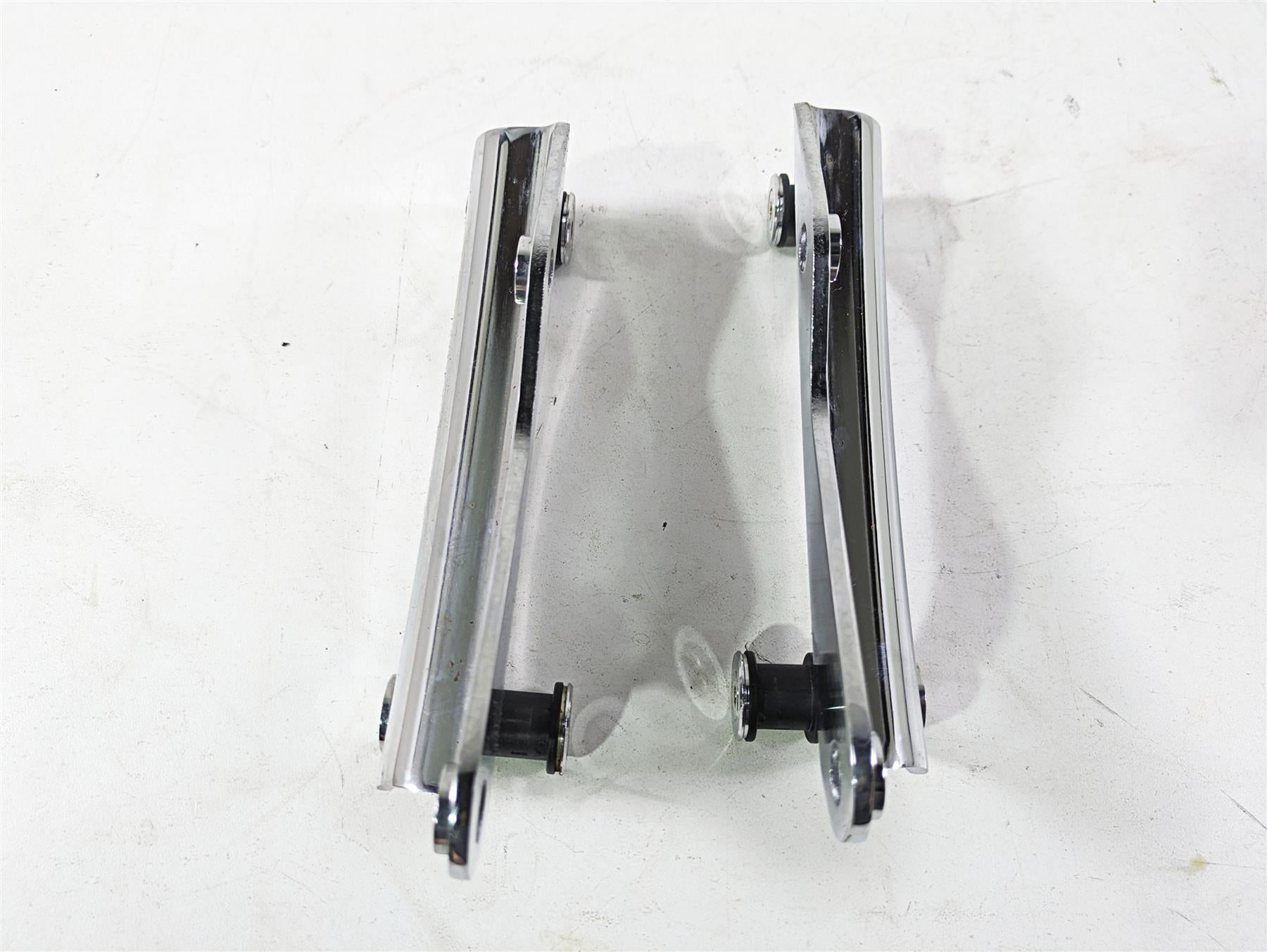 2020 Harley Touring FLHT Electra Glide 4 Point Tour Pak Docking Set 52300353 {{ shop.shopifyCountryName }} - Mototech271