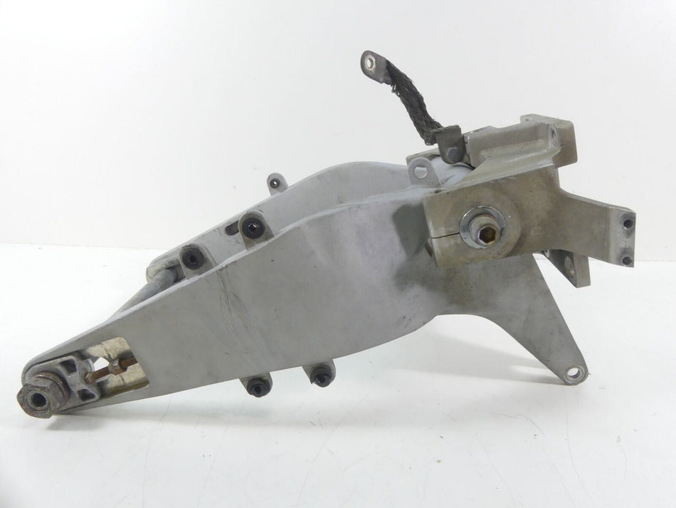 1999 Buell X1 Lightning Swingarm Rear Swing Arm Suspension + Motor Mount K0100. {{ shop.shopifyCountryName }} - Mototech271