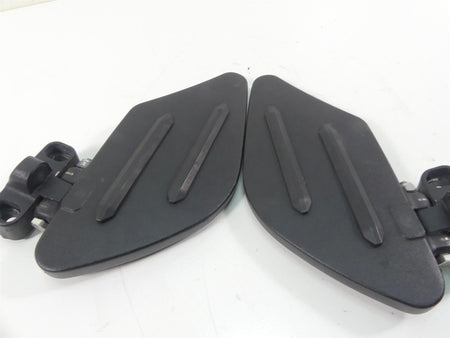 2015 Victory Cross Country Tour Rear Passenger Floorboard Set 5137338 5137339 {{ shop.shopifyCountryName }} - Mototech271