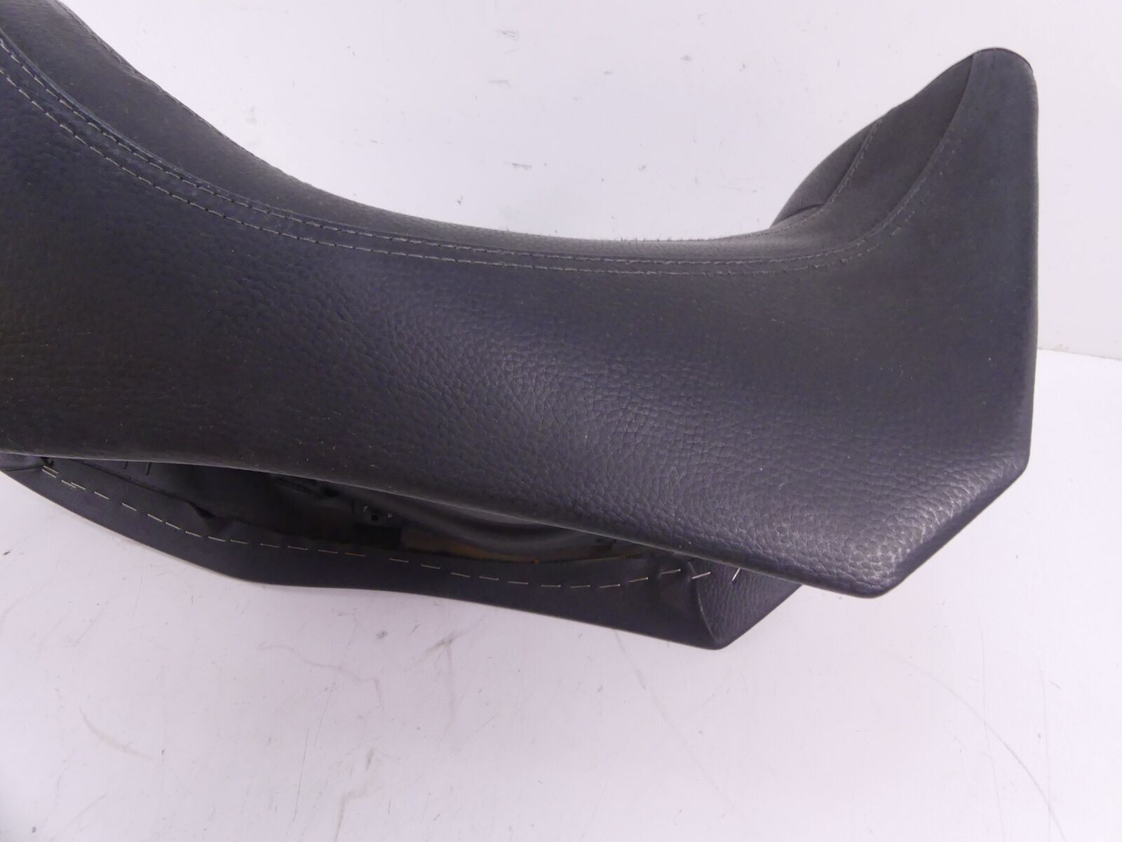 2015 Ducati Diavel Dark Rider Passenger Dual Seat Saddle + Tools Set 59521991AA {{ shop.shopifyCountryName }} - Mototech271