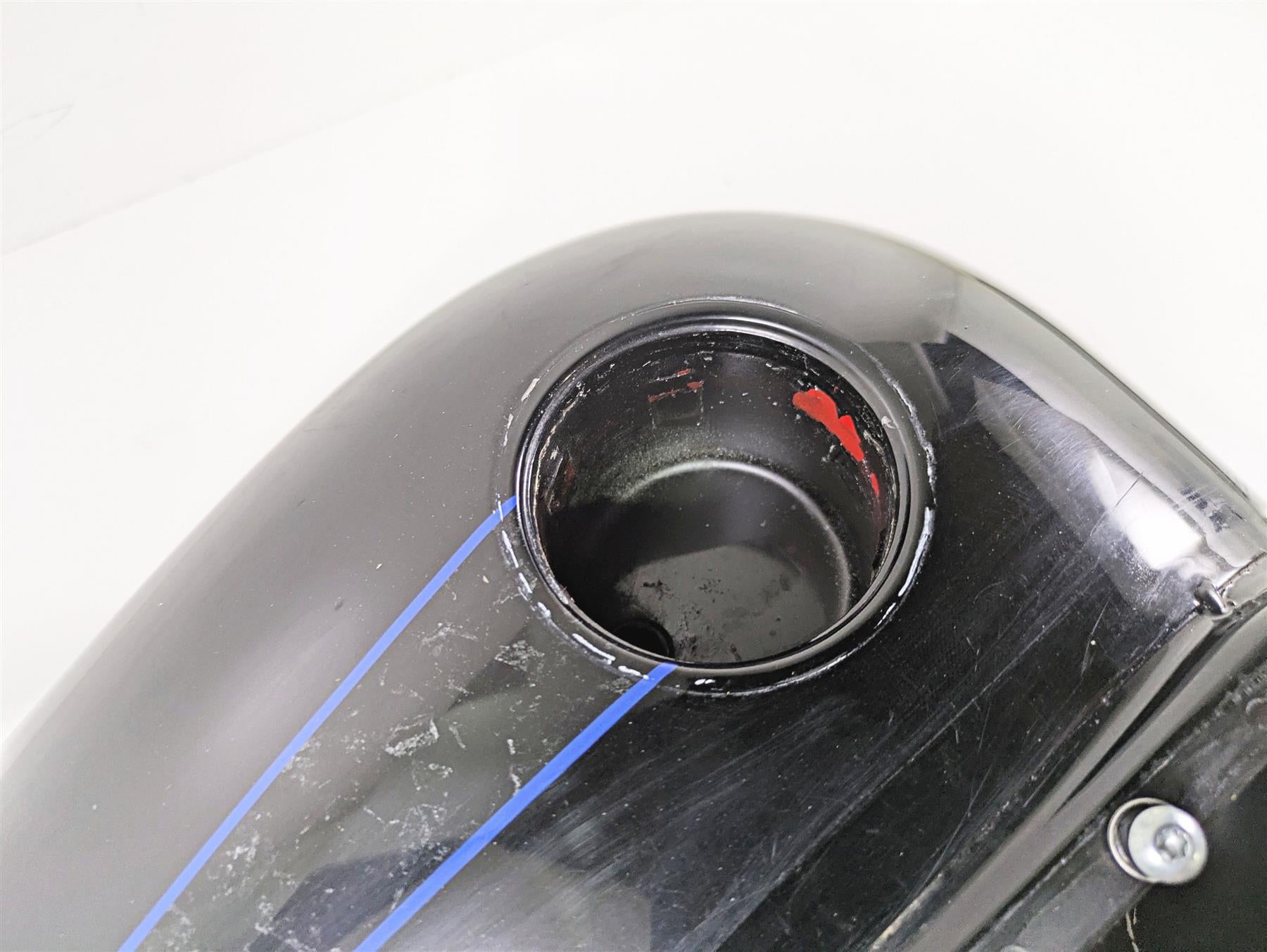 2007 Harley Touring FLHRSE CVO Road King Fuel Gas Petrol Tank - Read 61387-07 {{ shop.shopifyCountryName }} - Mototech271
