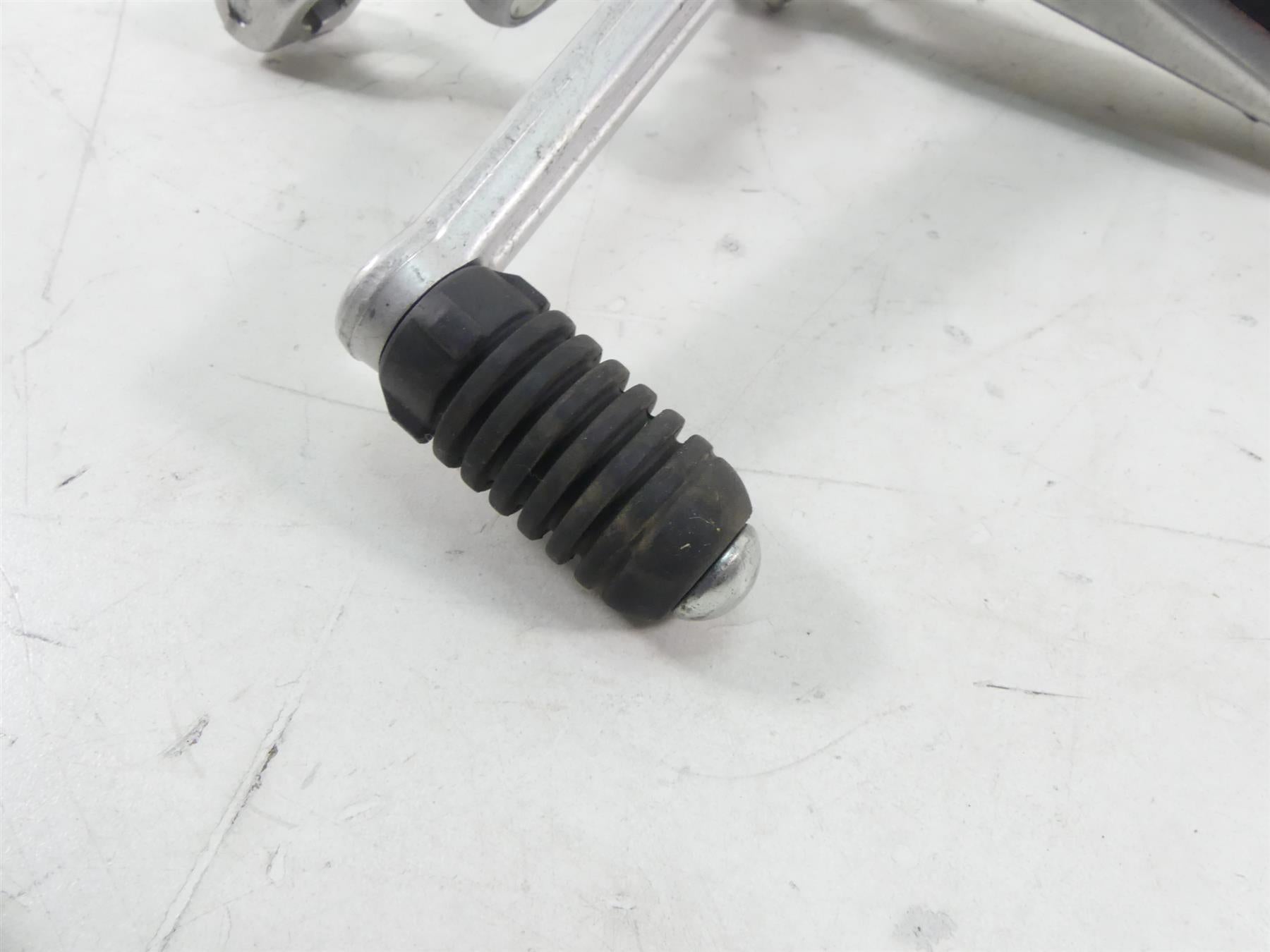 2013 Yamaha VMX17 V-Max 1700 Left Footpeg Foot Peg + Shifter Set 2S3-27442-00-00 {{ shop.shopifyCountryName }} - Mototech271