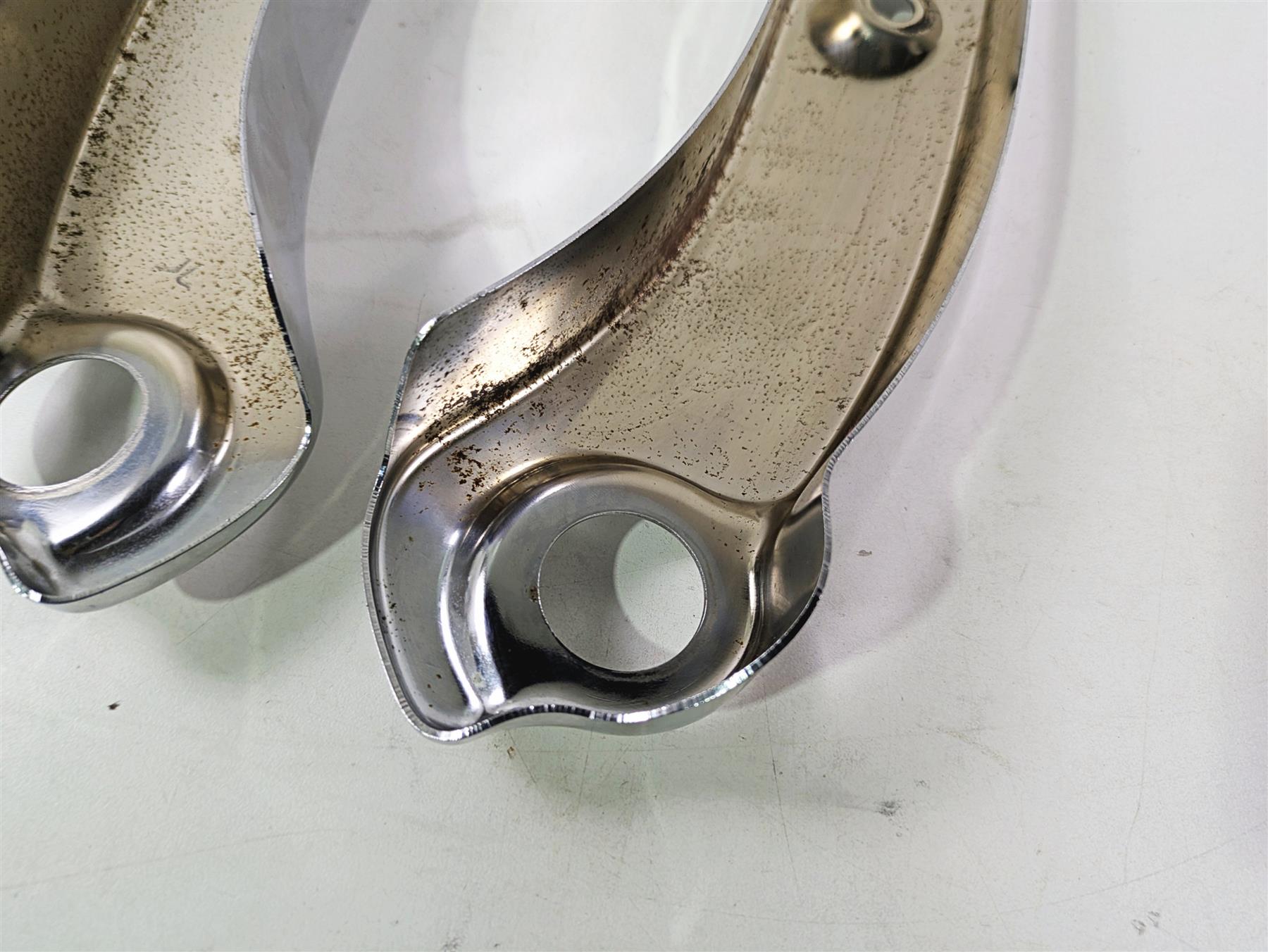 2008 Harley FXDL Dyna Low Rider 105TH Rear Fender Struts Braces 59171-06A {{ shop.shopifyCountryName }} - Mototech271