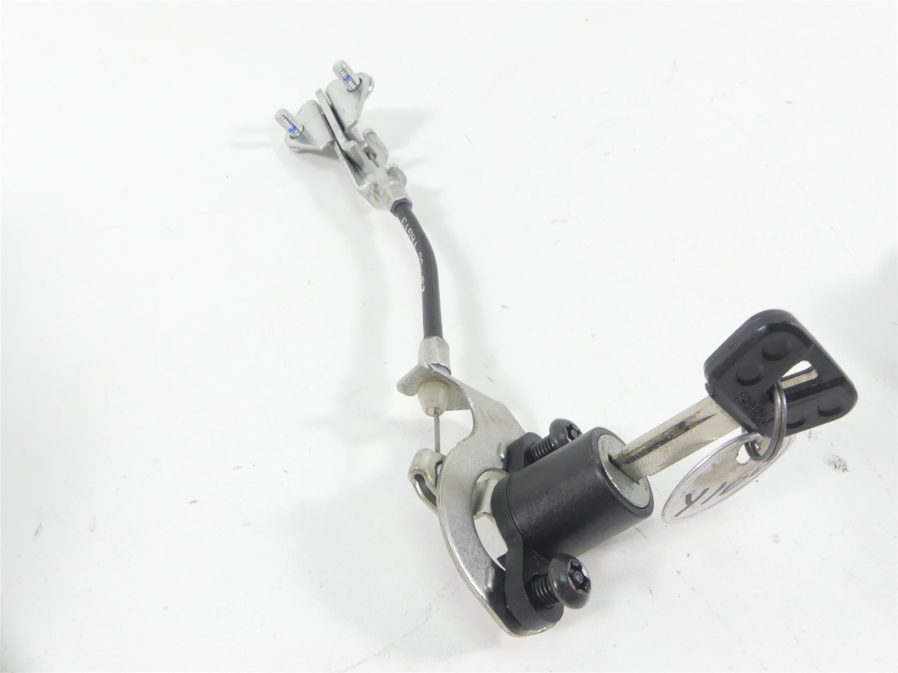 2017 Yamaha XT1200Z Super Tenere Ignition Switch Key Lock Set 2BS-82501-10-00 {{ shop.shopifyCountryName }} - Mototech271