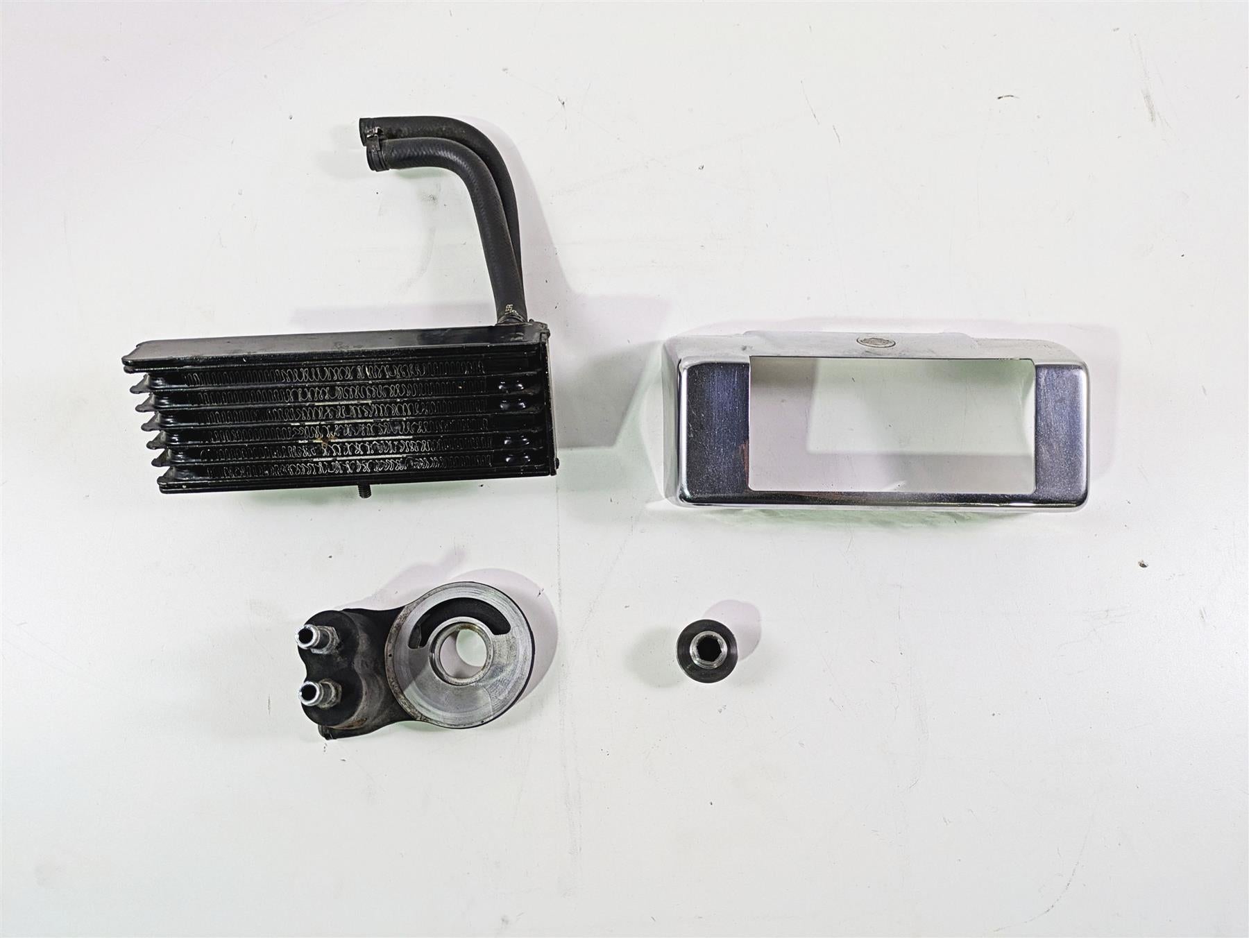 2007 Harley Touring FLHRSE CVO Road King Oil Cooler + Adapter & Cover 63068-07 {{ shop.shopifyCountryName }} - Mototech271