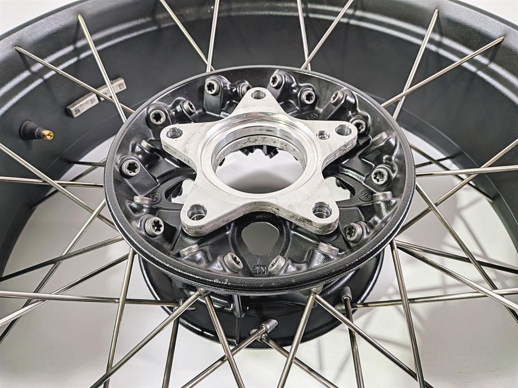 2023 BMW R nineT Scrambler K23 17x4.5 Cross Spoke Rear Wheel Rim 36318562513 {{ shop.shopifyCountryName }} - Mototech271