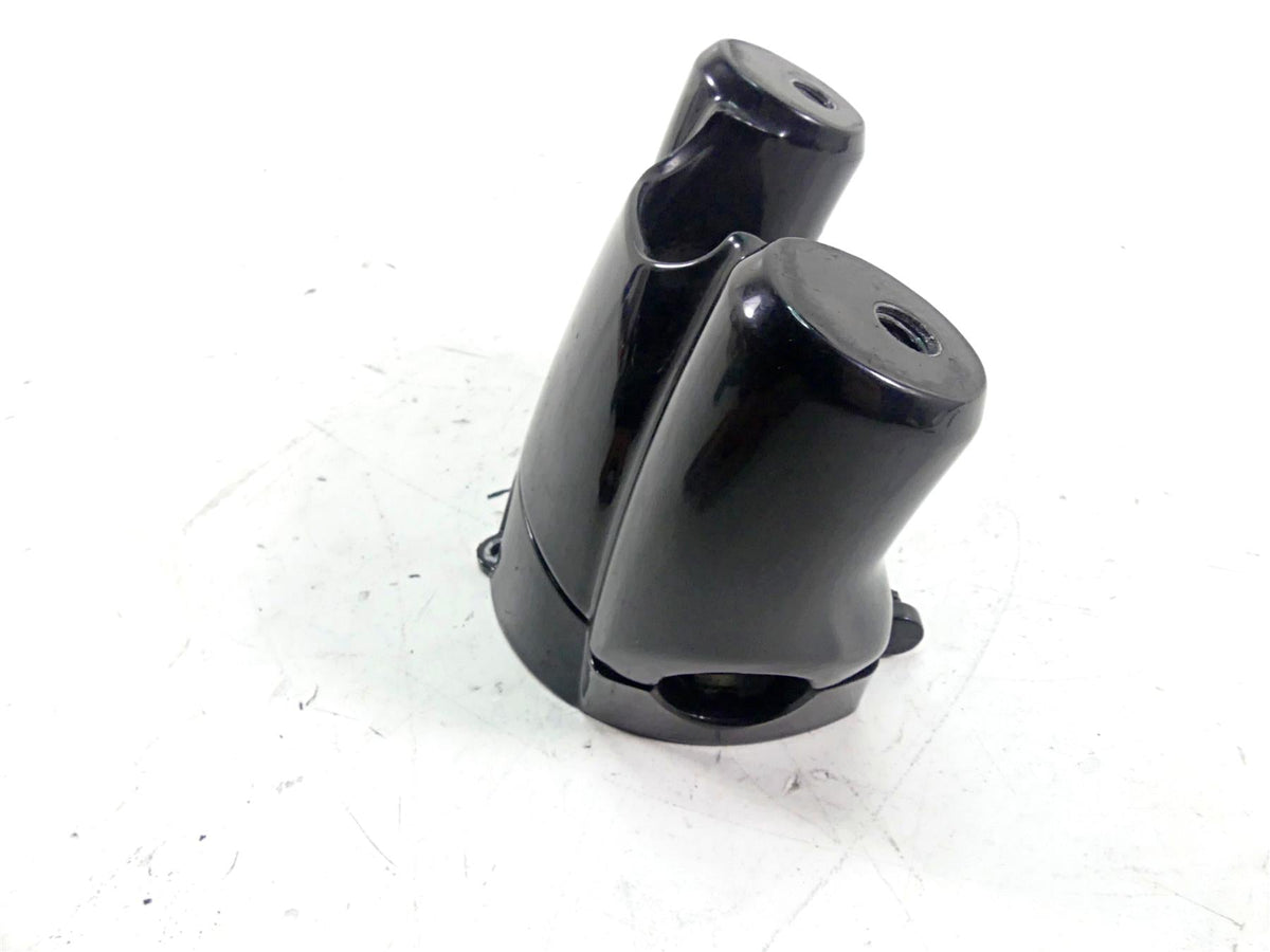 2015 Harley Davidson VRSCDX Night Rod Sp Handlebar Riser Holder Set 56284-06 {{ shop.shopifyCountryName }} - Mototech271