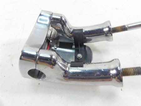 2009 Harley FXDL Dyna Low Rider Handlebar Holder Riser Set 55848-06 {{ shop.shopifyCountryName }} - Mototech271