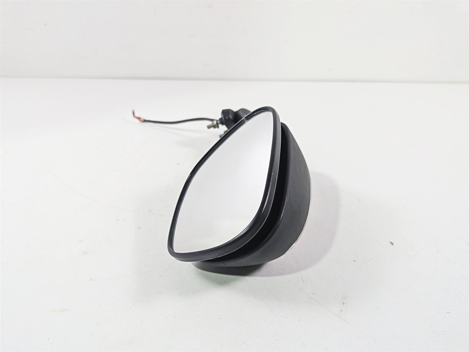2006 Suzuki GSXR1000 K6 Right Mirror Blinker Turn Signal 56500-41G01 56500-41G03 {{ shop.shopifyCountryName }} - Mototech271