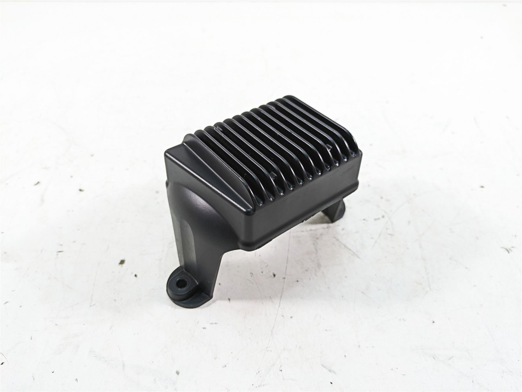 2008 Harley FLHTCU Electra Glide Rectifier Voltage Regulator 74505-06 {{ shop.shopifyCountryName }} - Mototech271