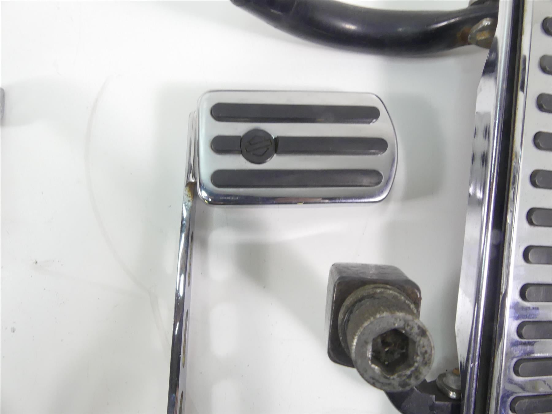 1995 Harley Touring FLHTCU Electra Glide Floor Foot Board Set + Pedals 50621-79A {{ shop.shopifyCountryName }} - Mototech271