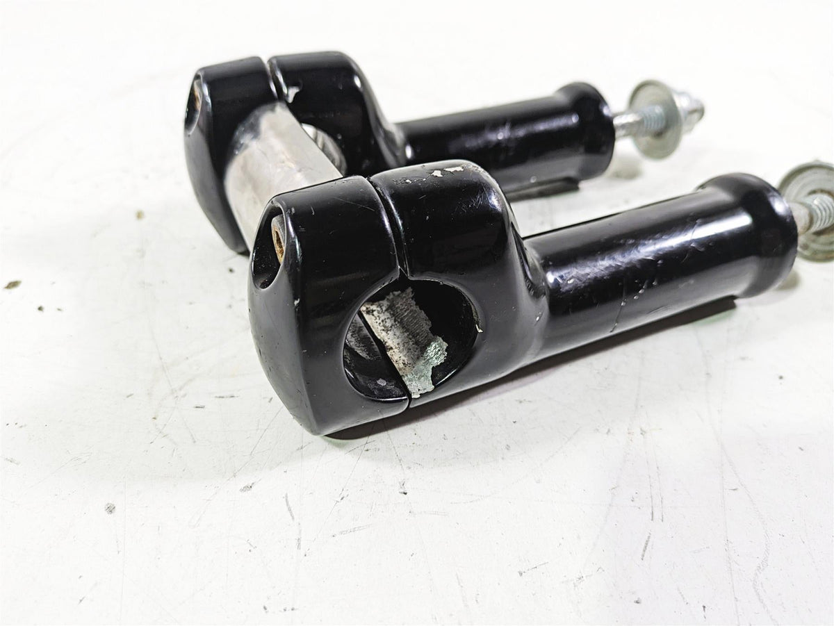 2021 Harley Softail FLSL Slim Handlebar Riser Holder Clamp 55984-07 {{ shop.shopifyCountryName }} - Mototech271