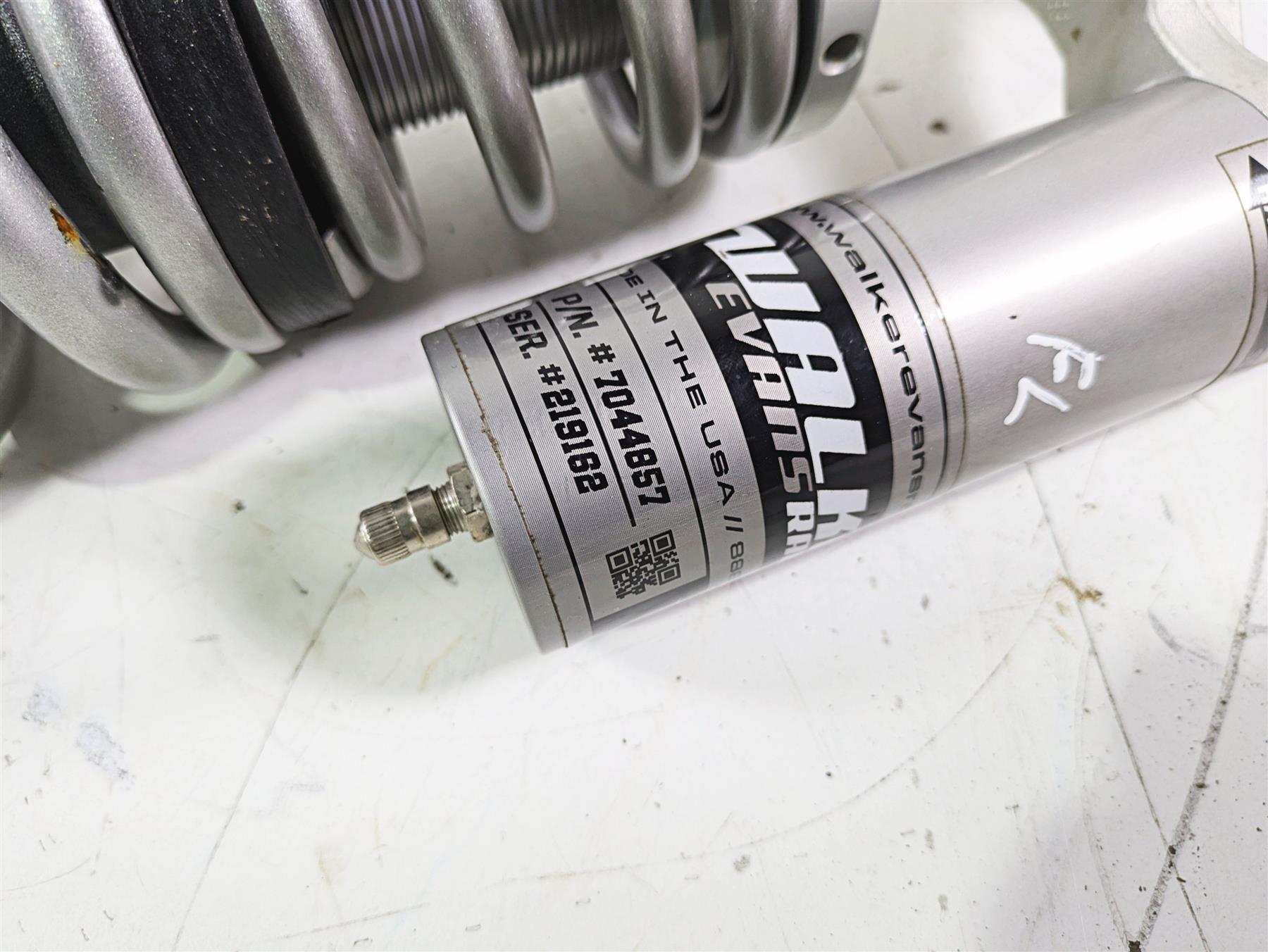 2022 Polaris RZR XP 4 1000 Premium Walker Evans Front Left Shock Damper 7044857 {{ shop.shopifyCountryName }} - Mototech271
