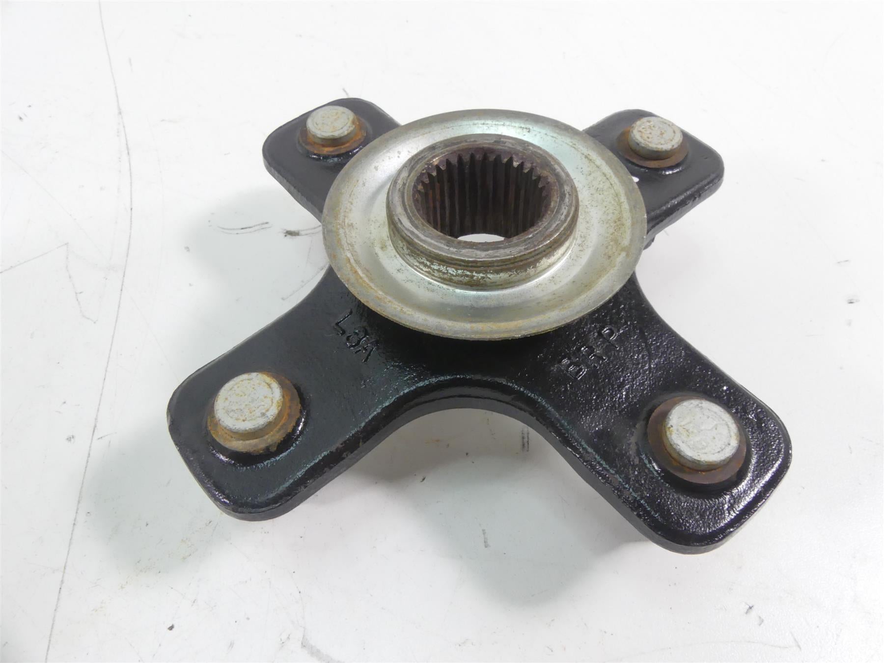 2020 Can-Am Commander 1000R XT Rear Left Wheel Hub Mount 705502486 {{ shop.shopifyCountryName }} - Mototech271