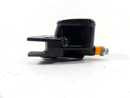 2004 Harley Touring FLHTCUI Electra Glide Front Brake Master Cylinder 41700737 {{ shop.shopifyCountryName }} - Mototech271