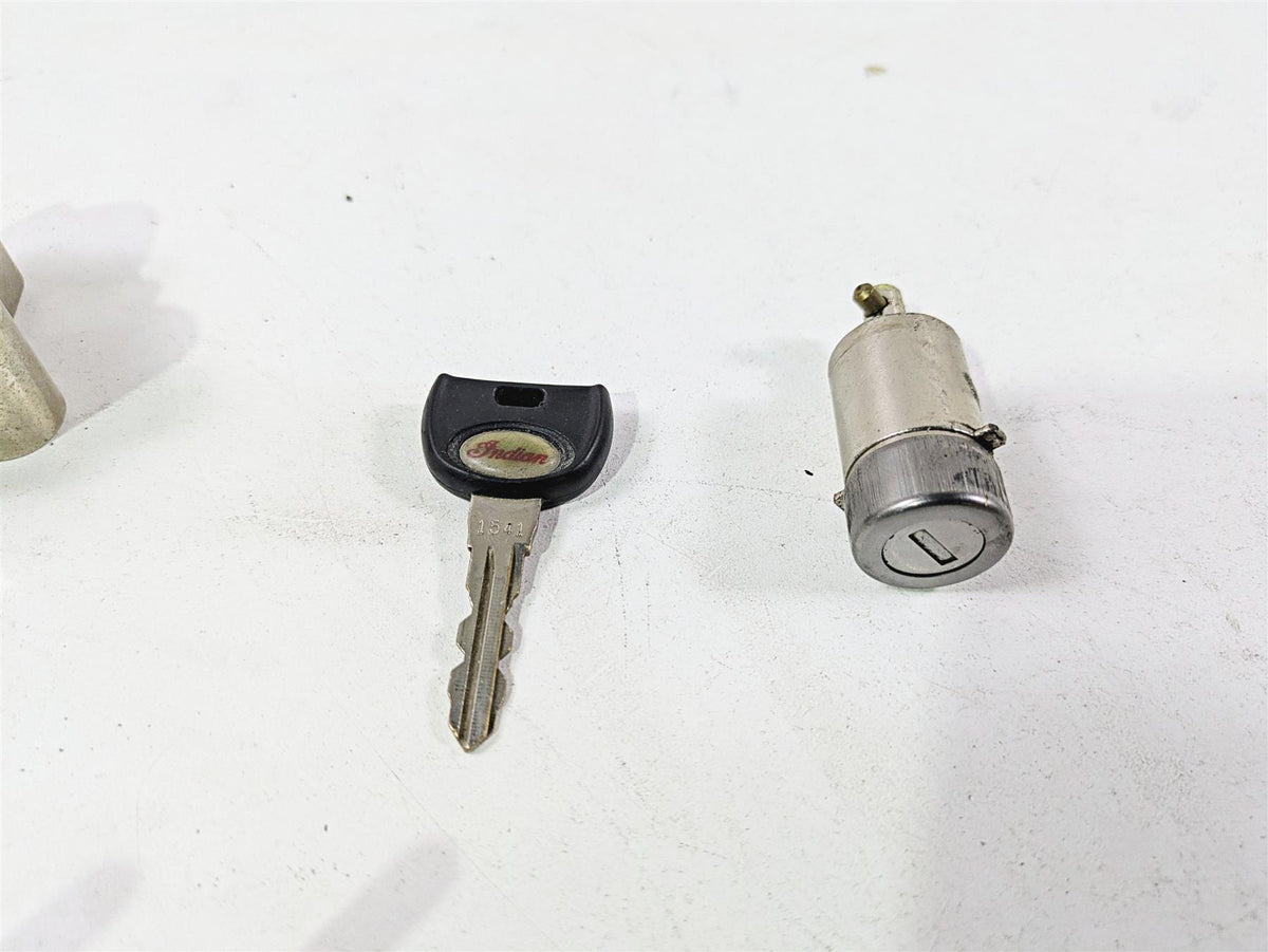 2017 Indian Chieftain Limited Fork & Saddle Bag Lock Key Set 2635146 {{ shop.shopifyCountryName }} - Mototech271