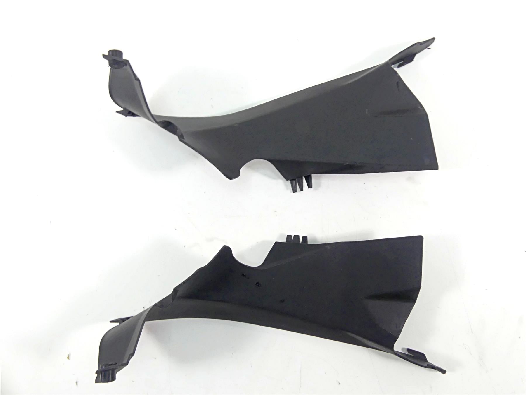 2012 Ducati Panigale 1199S Upper Inner Side Panel Covers 46014951C 46014941C {{ shop.shopifyCountryName }} - Mototech271