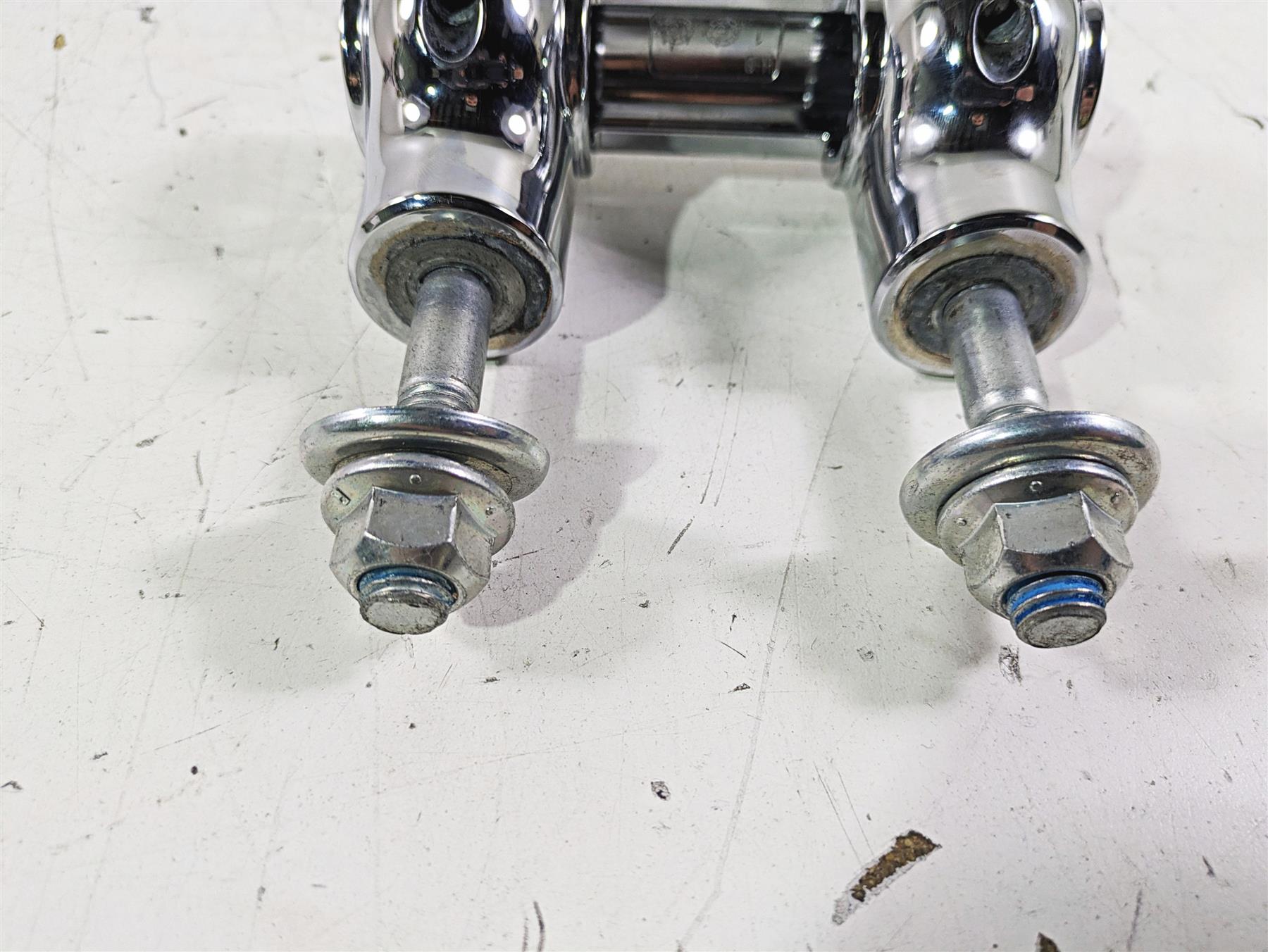 2019 Harley FLHCS Softail Heritage Handlebar Clamp Riser Set 56998-09 {{ shop.shopifyCountryName }} - Mototech271