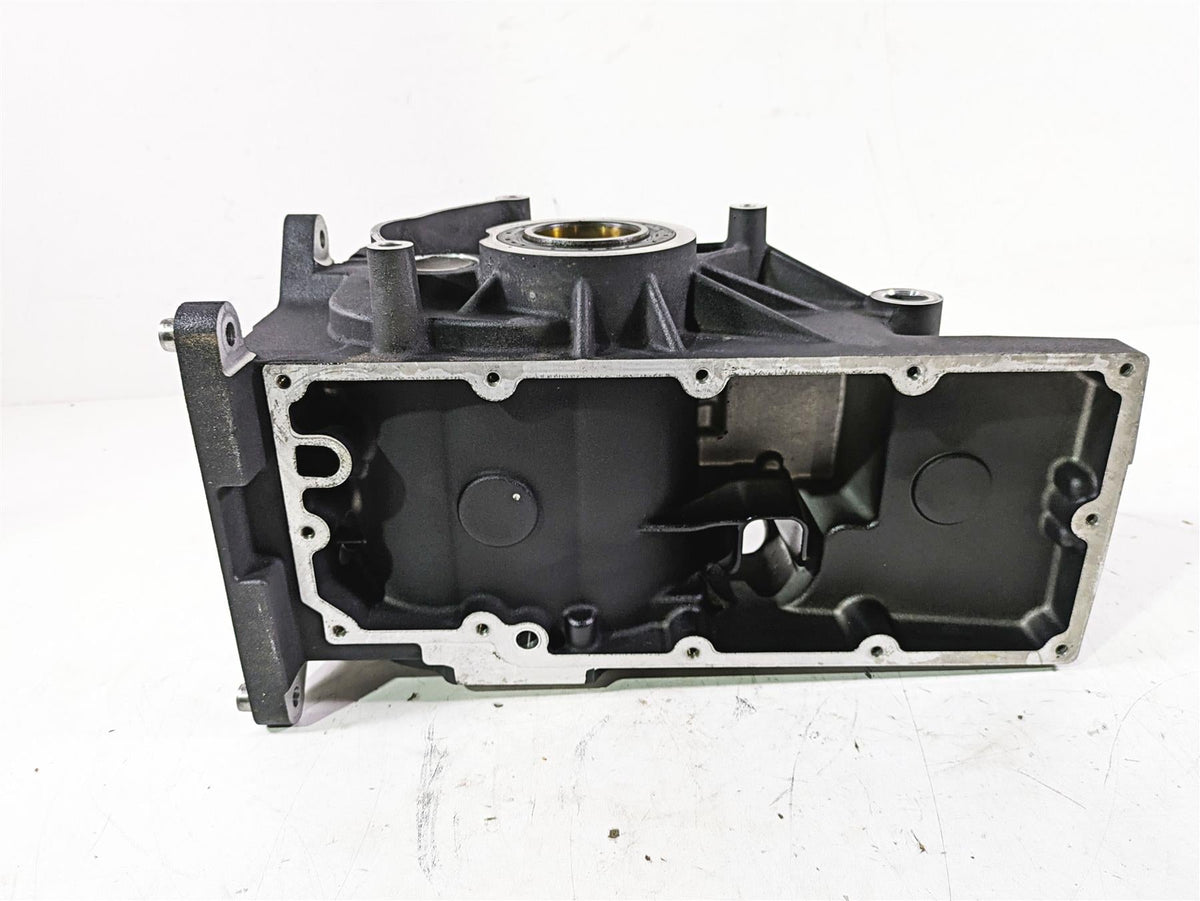 2015 Harley Touring FLHXS Street Glide Transmission Gear Box Case 34719-07B {{ shop.shopifyCountryName }} - Mototech271
