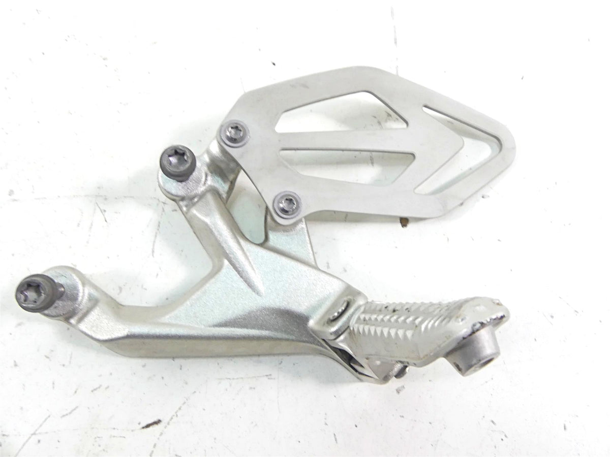 2018 BMW S1000RR K46 Left Foot Peg Set & Shifter Shift Lever 46717728307 {{ shop.shopifyCountryName }} - Mototech271