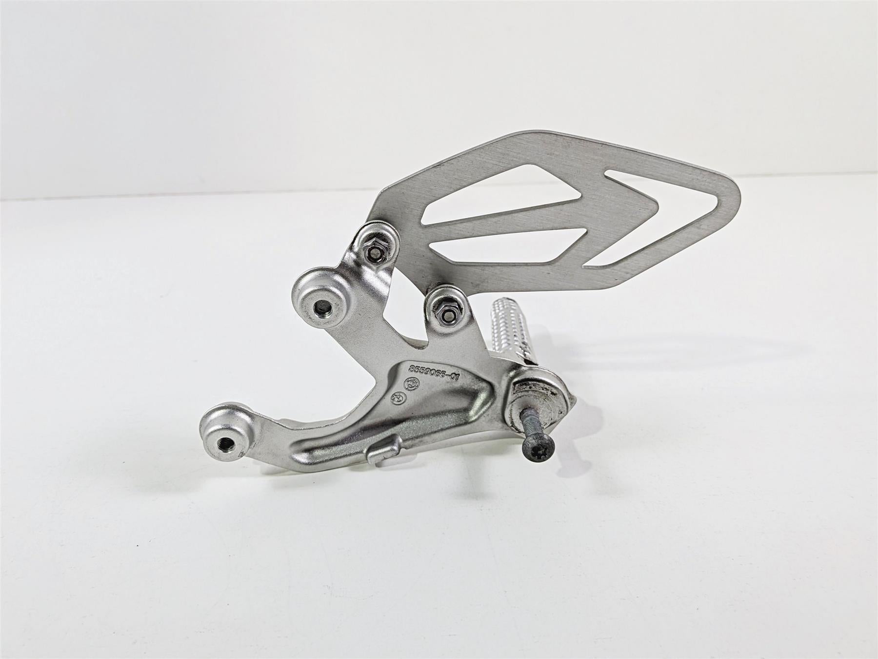 2017 BMW S1000RR K46 Right Rider Driver Foot Peg Rest & Heal Guard 46717728308 {{ shop.shopifyCountryName }} - Mototech271