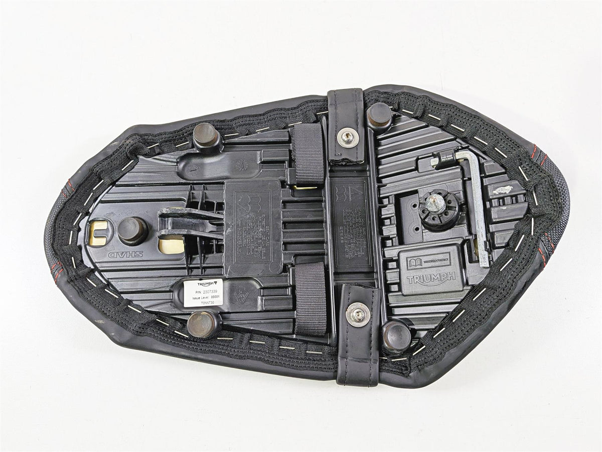 2019 Triumph Speed Triple RS 1050 Rear Passenger Seat Saddle T2307339 {{ shop.shopifyCountryName }} - Mototech271
