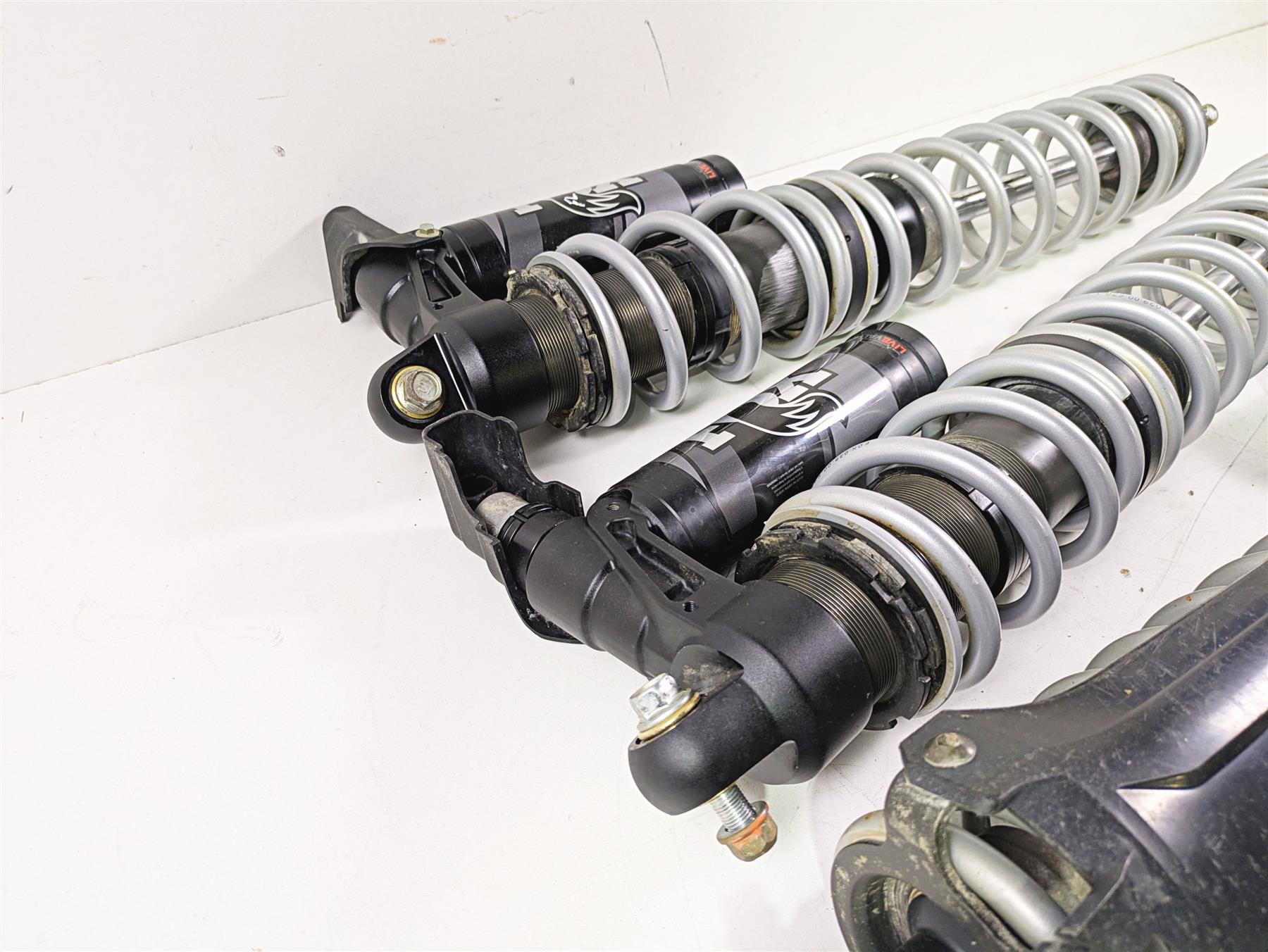 2023 Honda Talon SXS1000 S2R Straight Fox Front Rear Shock Set 52500-HL6-A72 {{ shop.shopifyCountryName }} - Mototech271