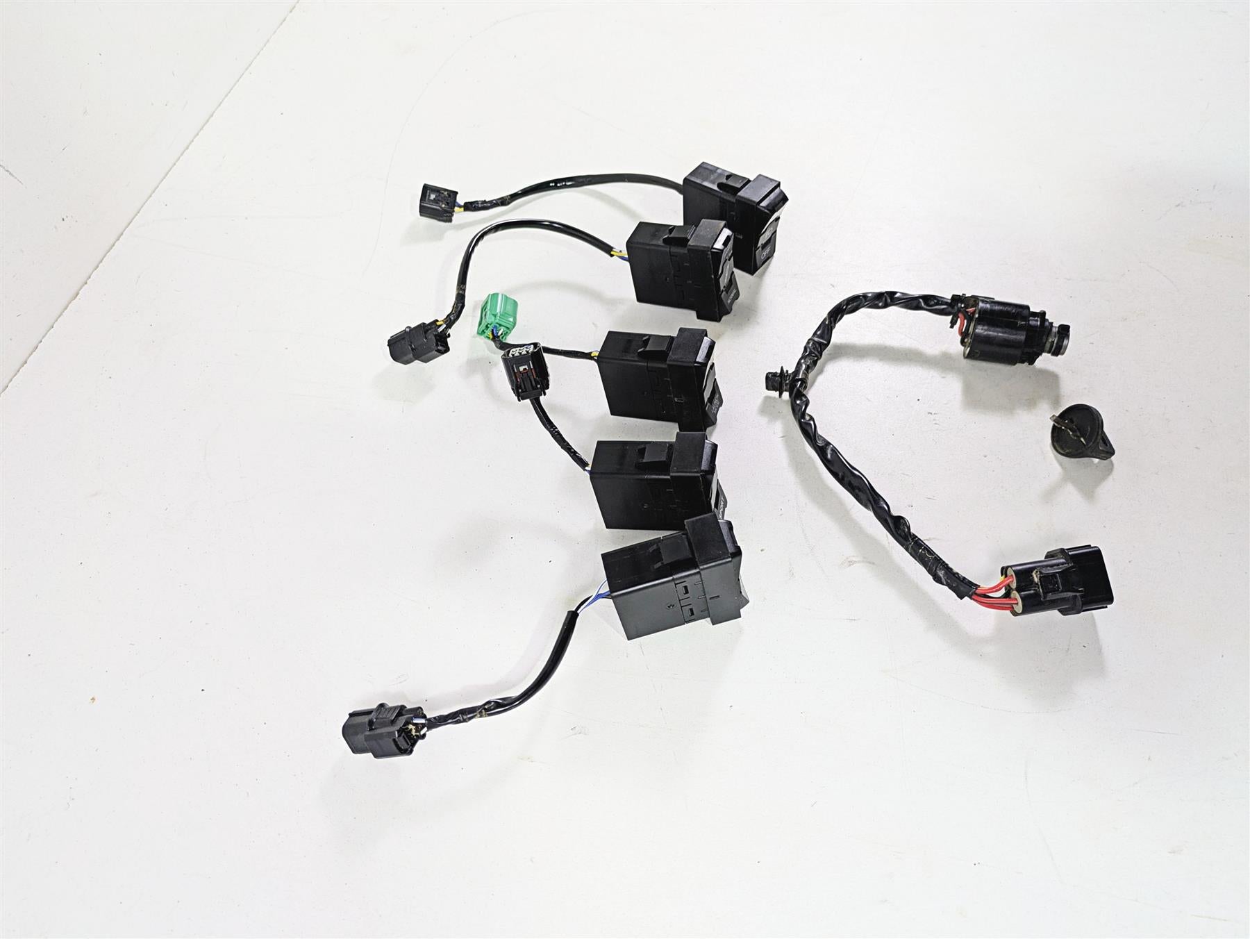 2023 Honda Talon SXS1000 S2R Ignition & Light Awd Switch Set -Read 35100-HL6-A01 {{ shop.shopifyCountryName }} - Mototech271