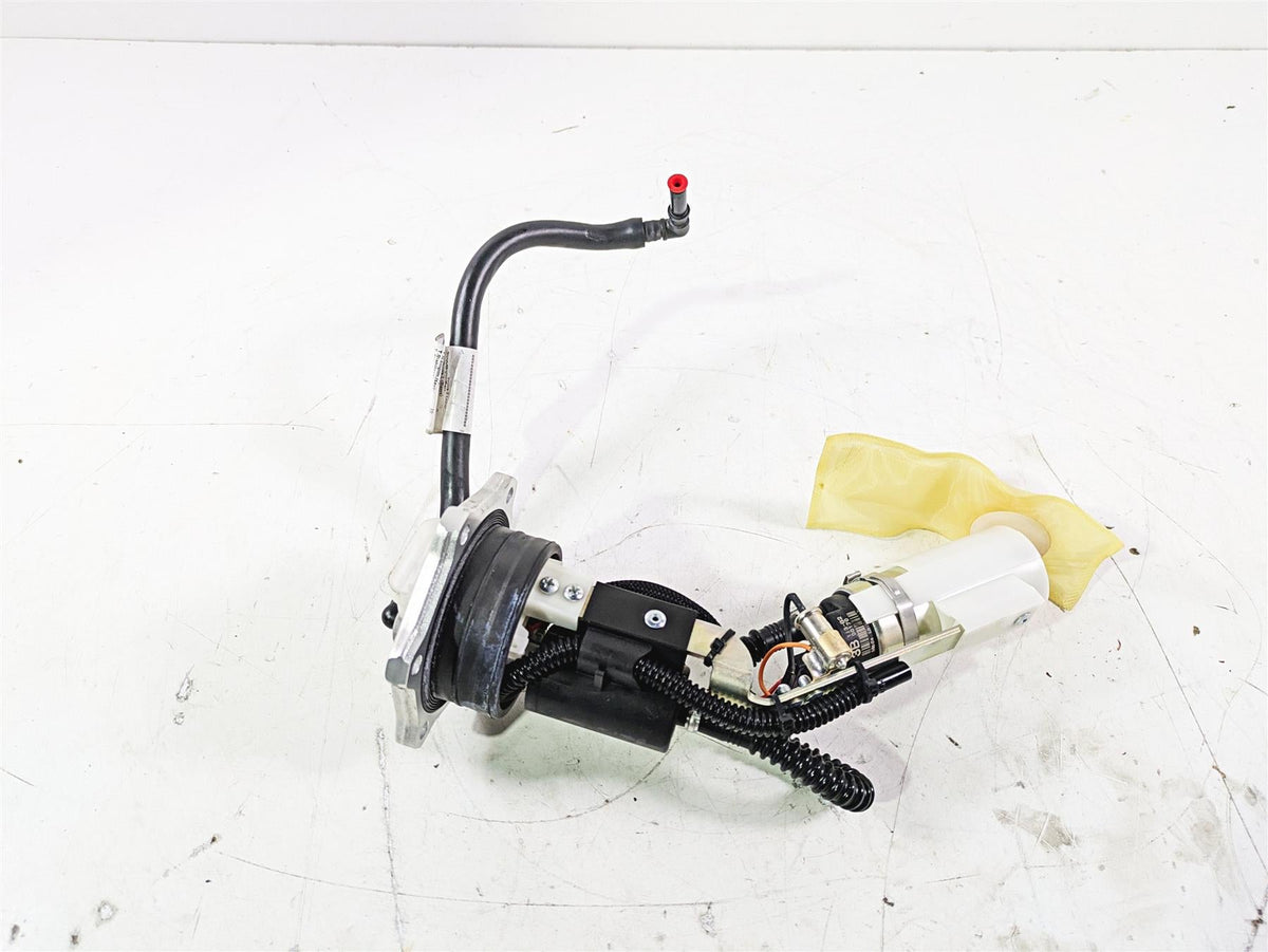 2022 MV Agusta F3 800 Rosso Fuel Gas Petrol Pump -Tested 8000C8724 {{ shop.shopifyCountryName }} - Mototech271