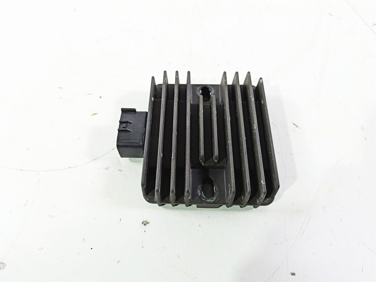 2020 Yamaha Waverunner VX1050 Deluxe Rectifier Voltage Regulator 6D3-81960-00-00 {{ shop.shopifyCountryName }} - Mototech271