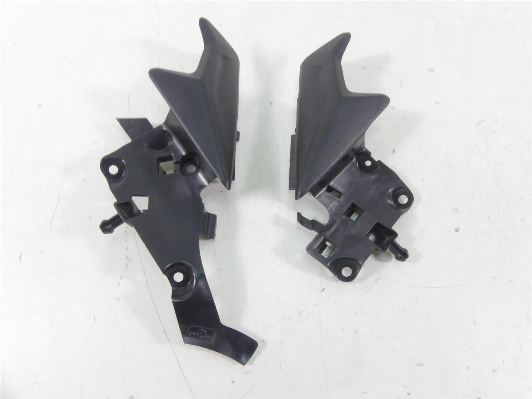 2019 Triumph Street Triple 765R Upper Infill Cover Fairing Plastics T2309779 {{ shop.shopifyCountryName }} - Mototech271