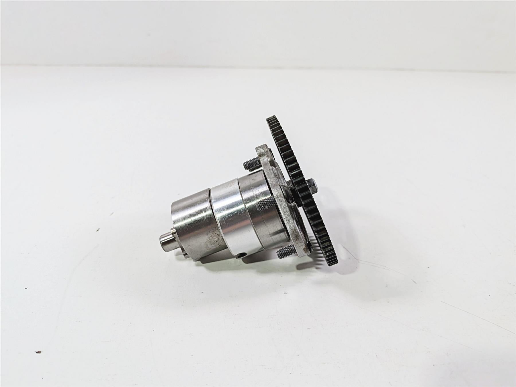2019 BMW R1250GS K50 Oil Pump From Engine With 7K only 11418394434 {{ shop.shopifyCountryName }} - Mototech271