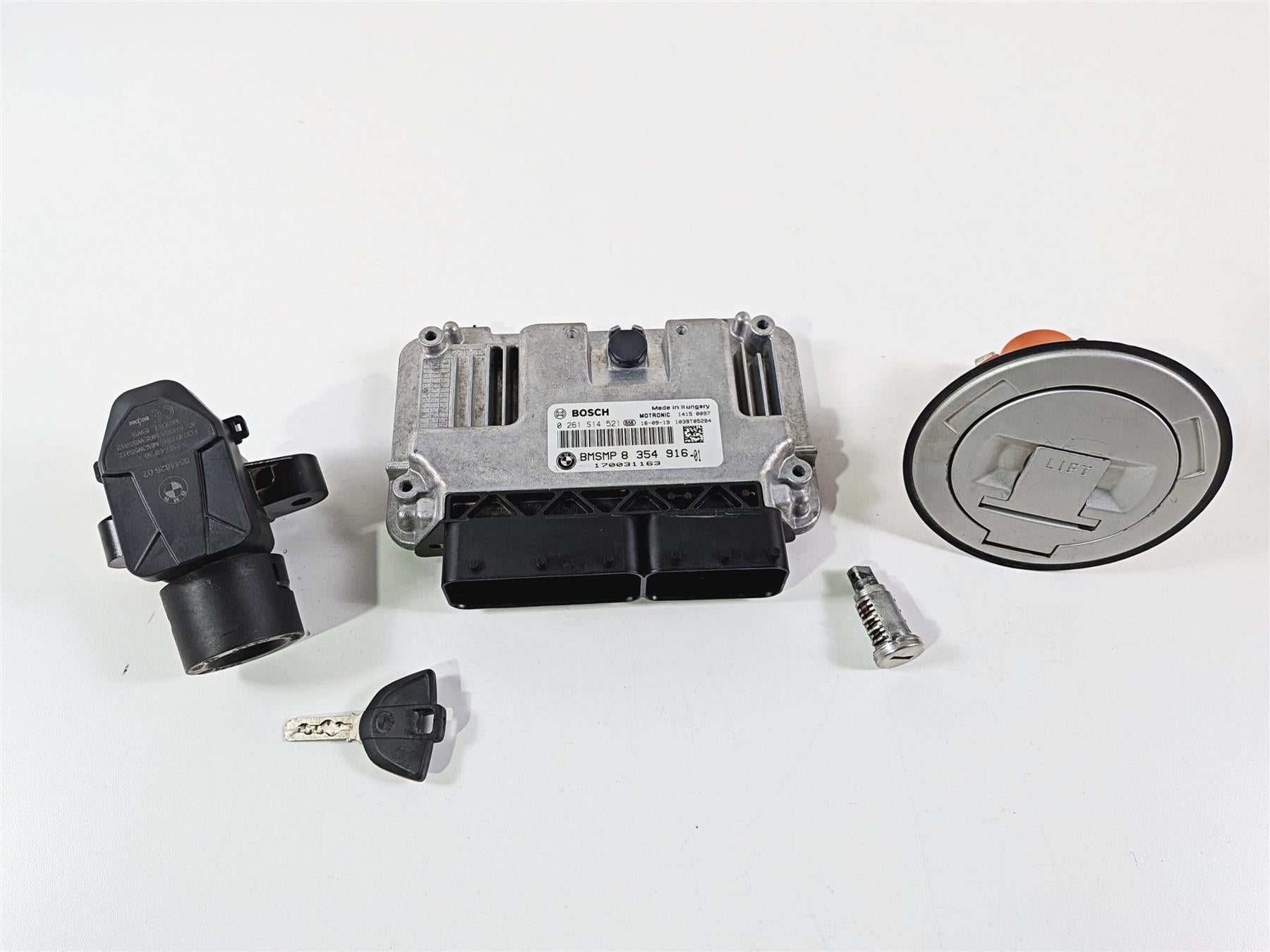 2017 BMW S1000RR K46 Cdi Ignition Switch Key Lock Set 13618354916 51258531637 {{ shop.shopifyCountryName }} - Mototech271