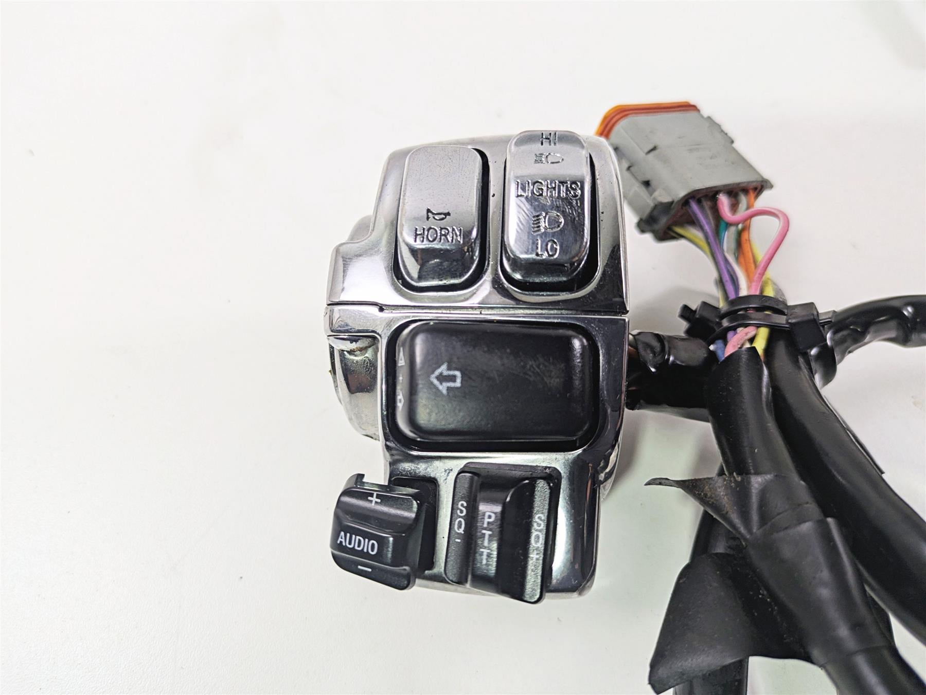 2001 Harley Touring FLHX Street Glide Chrome Control Switch Set 71685-06A {{ shop.shopifyCountryName }} - Mototech271