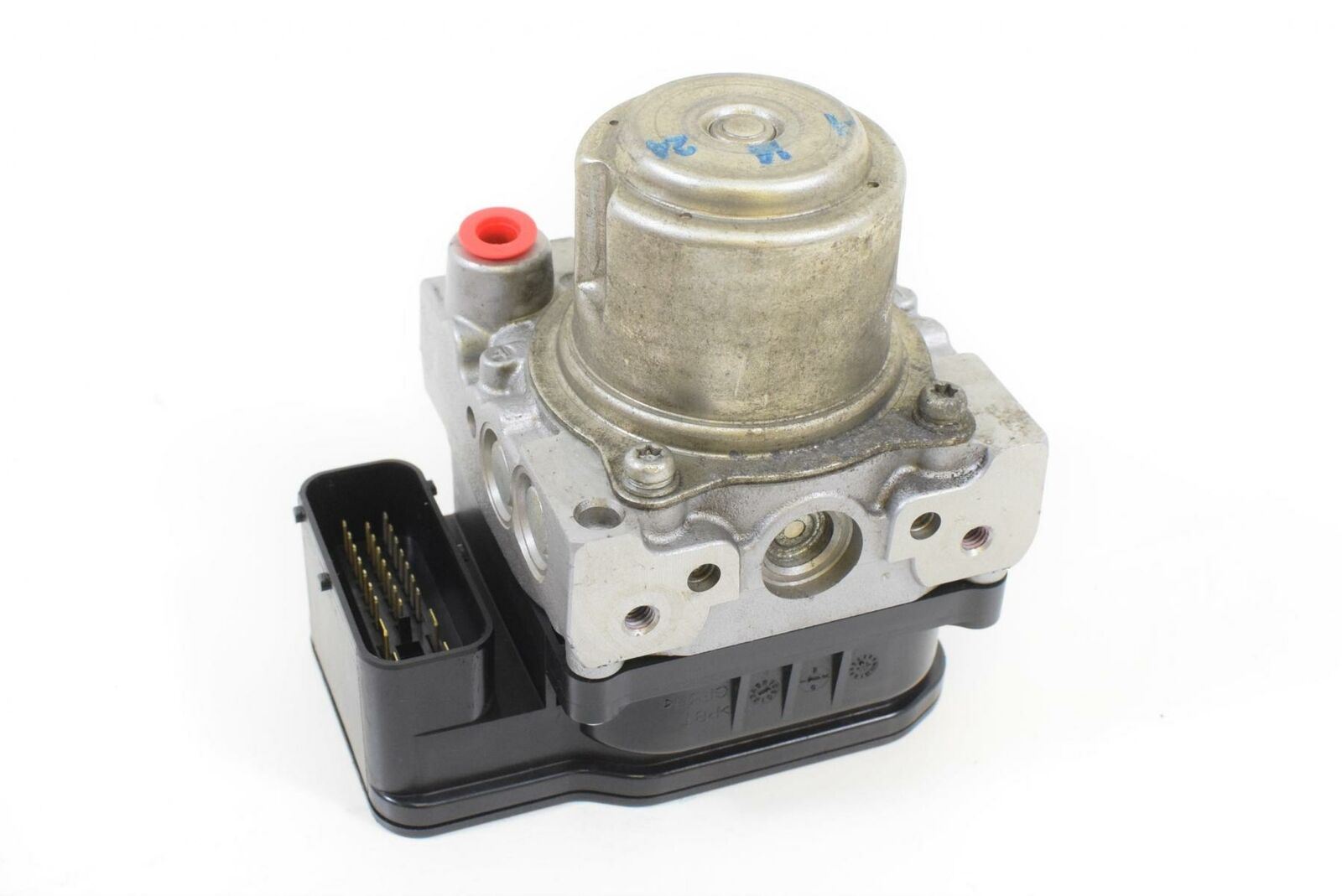 2015 Triumph Rocket III Touring ABS ABS Brake Braking Module Pump T2020413 {{ shop.shopifyCountryName }} - Mototech271