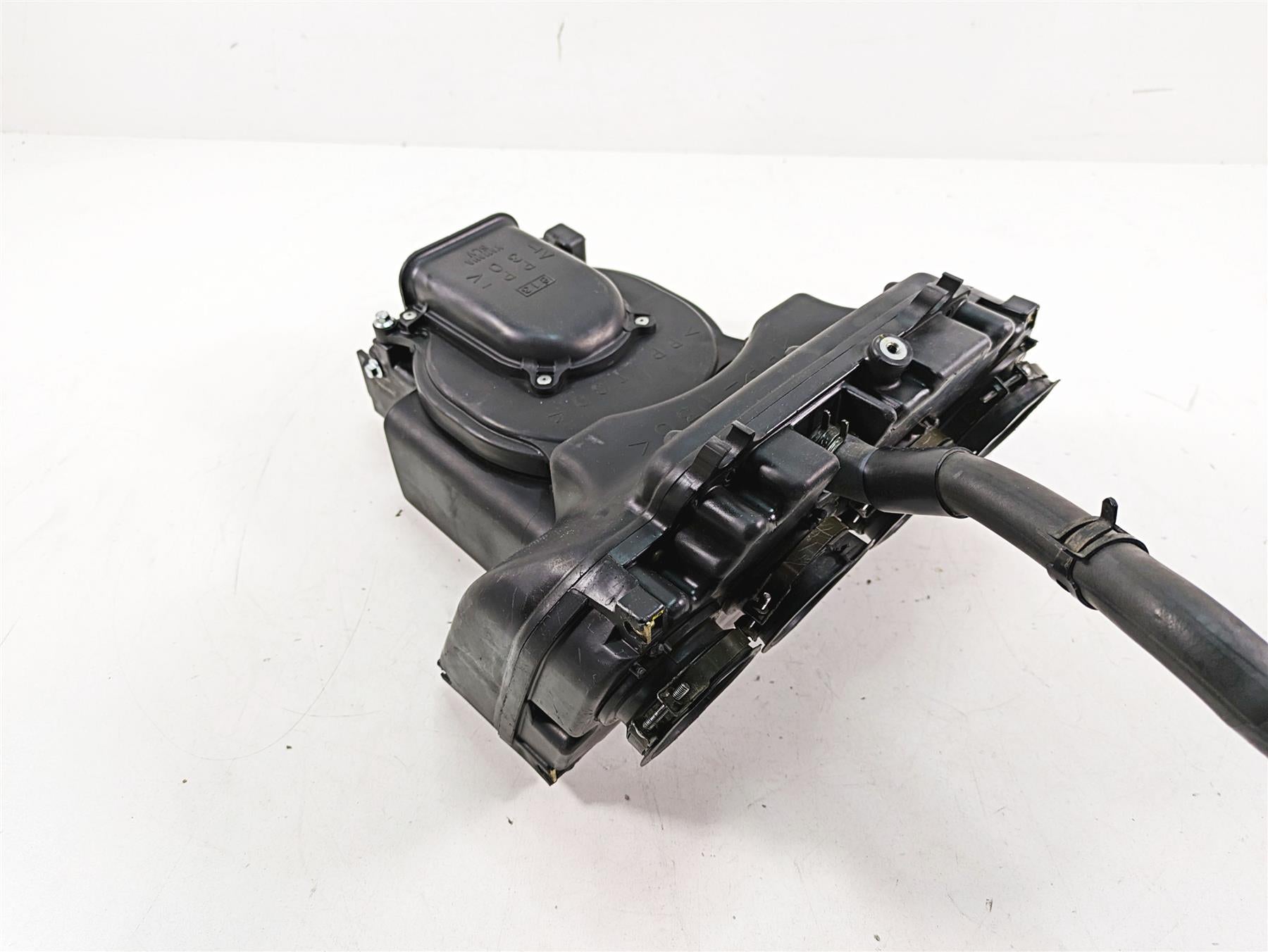2002 Yamaha FZ1 FZS1000 Fazer Air Box Filter & Velocity Stacks 5LV-14401-00-00 {{ shop.shopifyCountryName }} - Mototech271